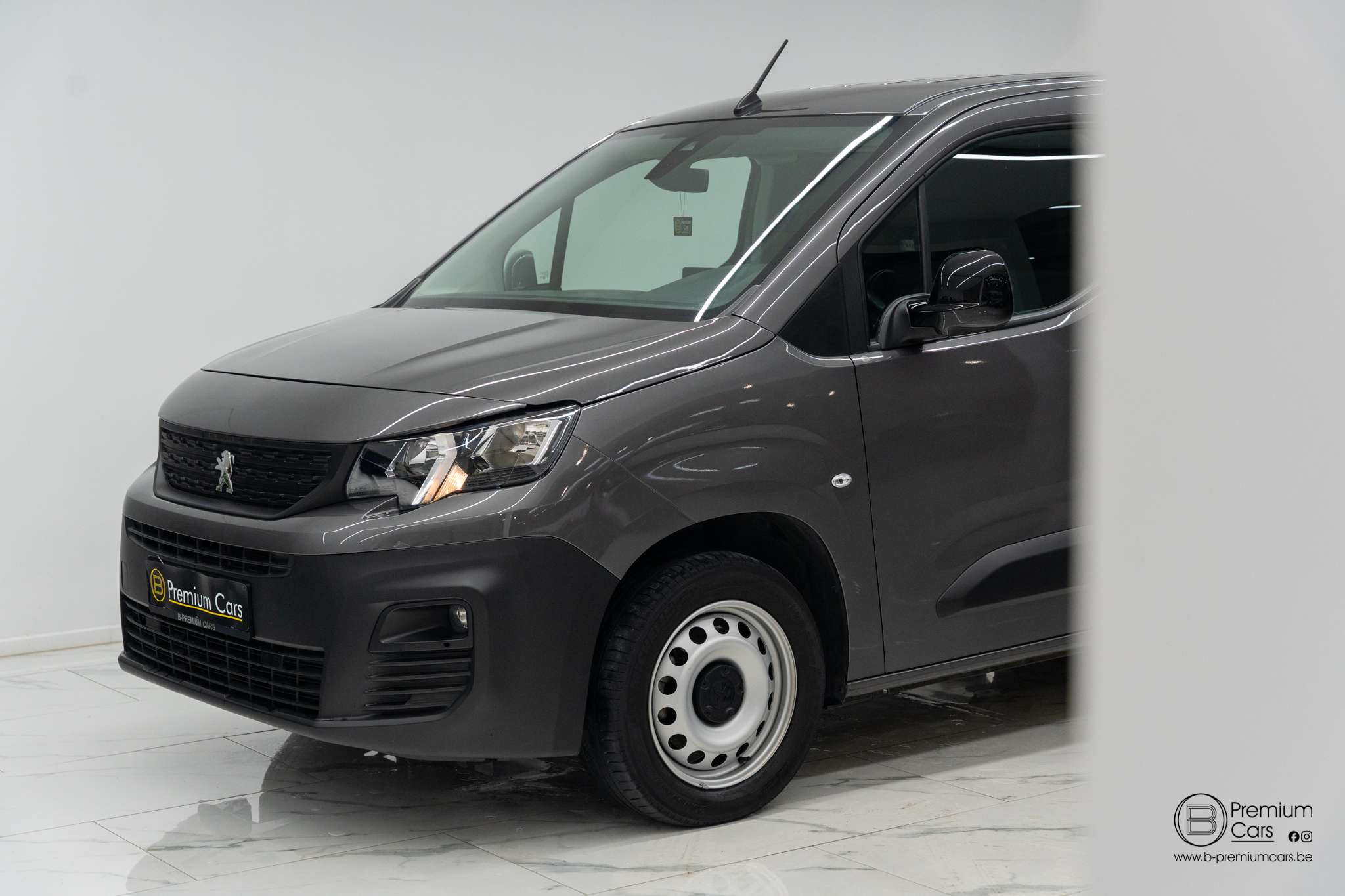 Peugeot Partner 1.5 HDI L2 long (XL)! Camera, Cruise, Airco!