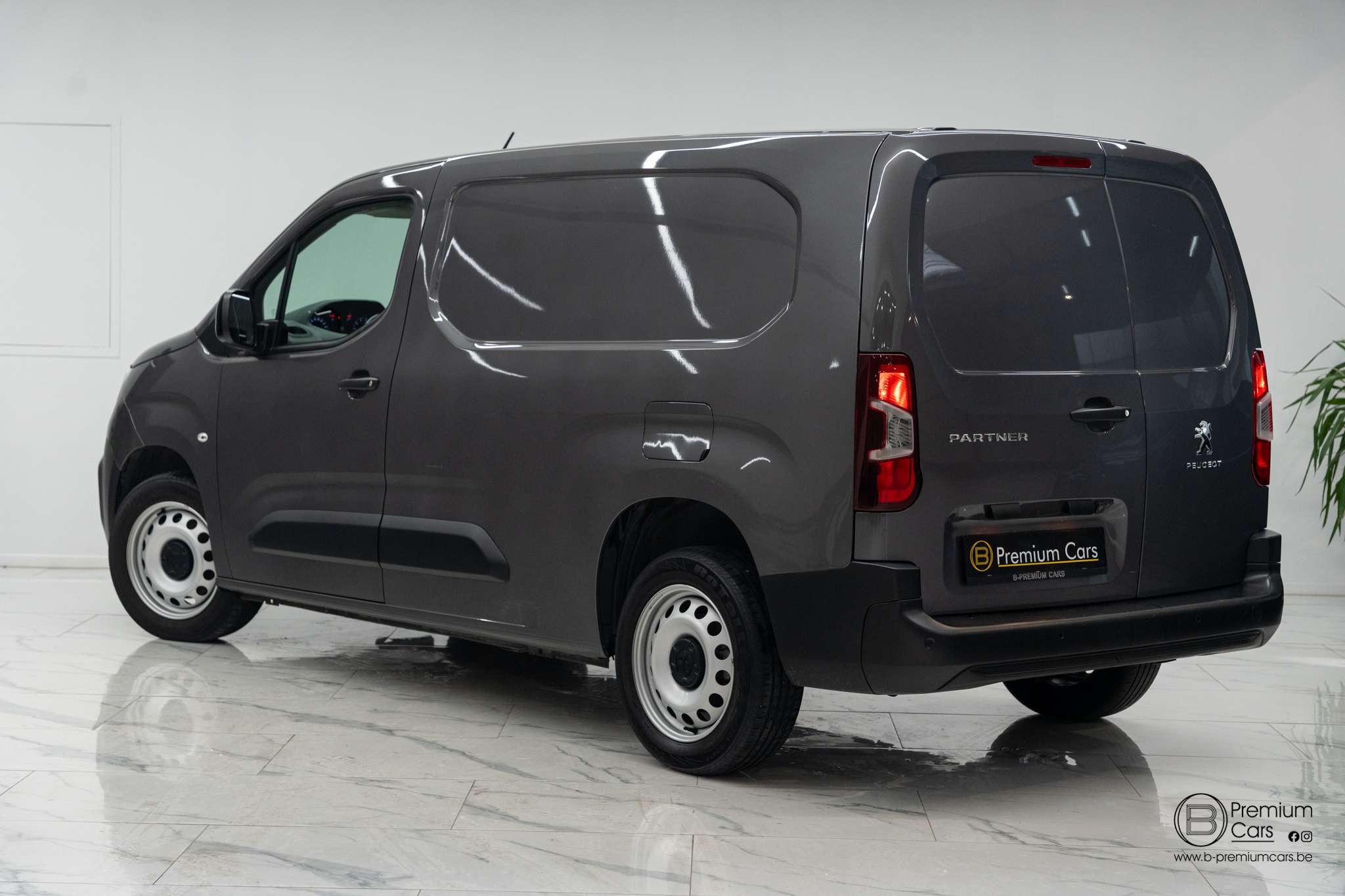 Peugeot Partner 1.5 HDI L2 long (XL)! Camera, Cruise, Airco!