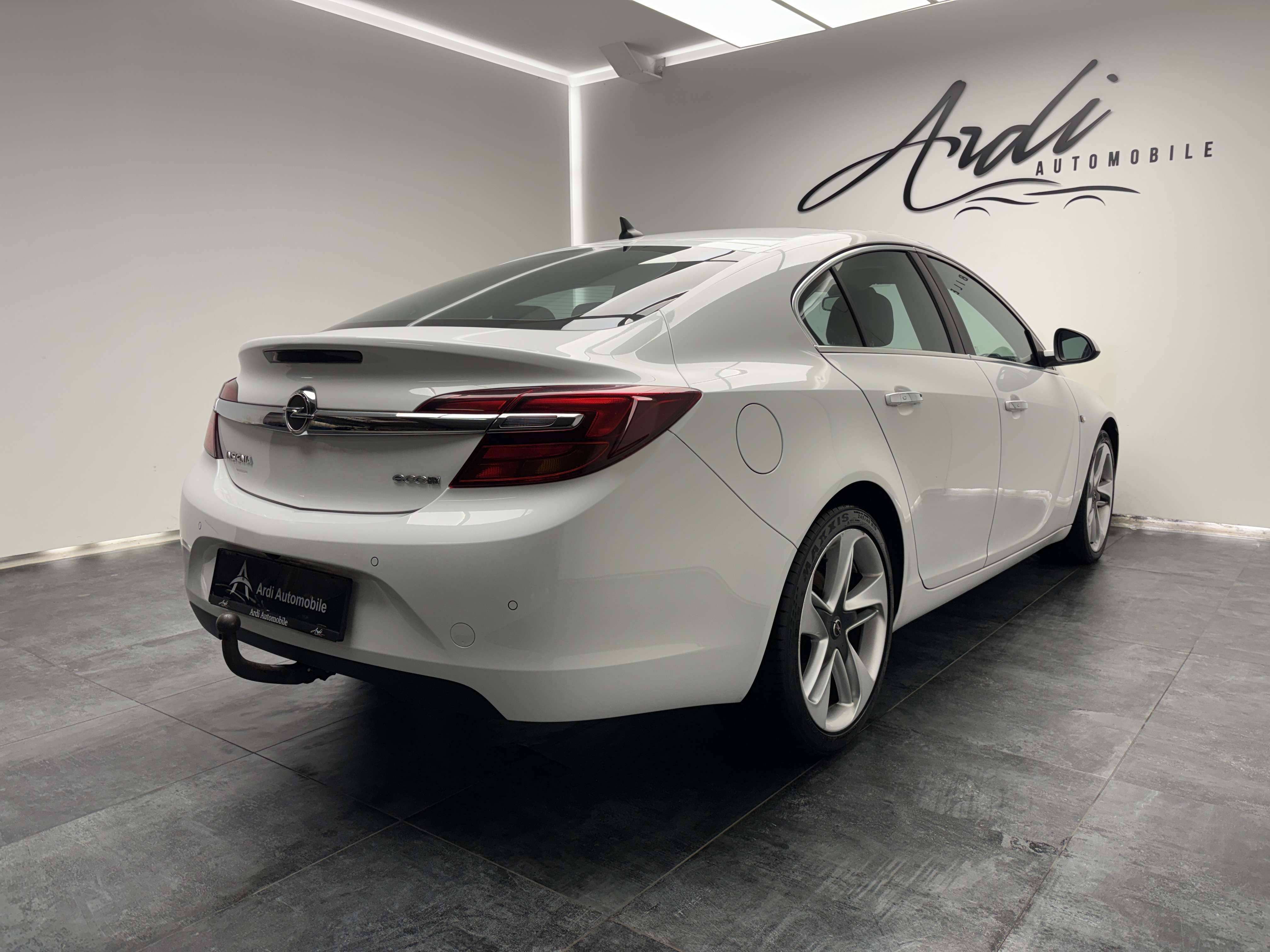 Opel Insignia 2.0 CDTi ecoFLEX *SIEGE CHAUF*XENON*CUIR*GARANTIE*