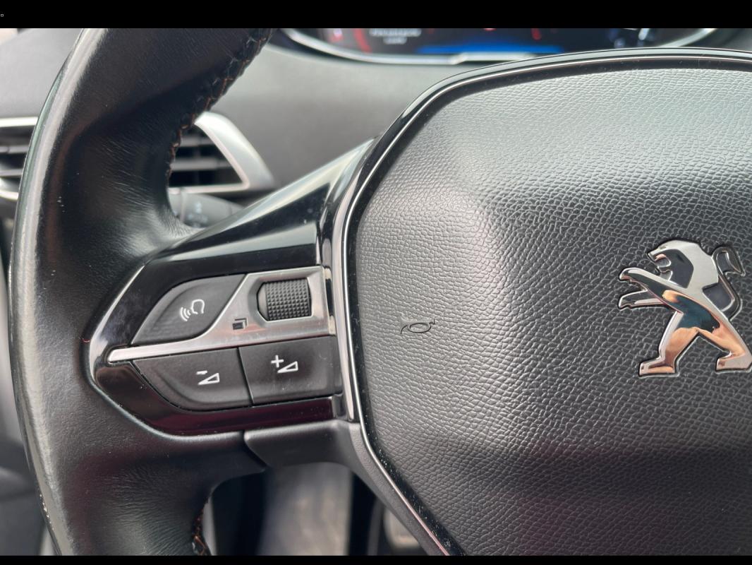 Peugeot 3008 1.6 BlueHDi 120ch SS BVM6 Active