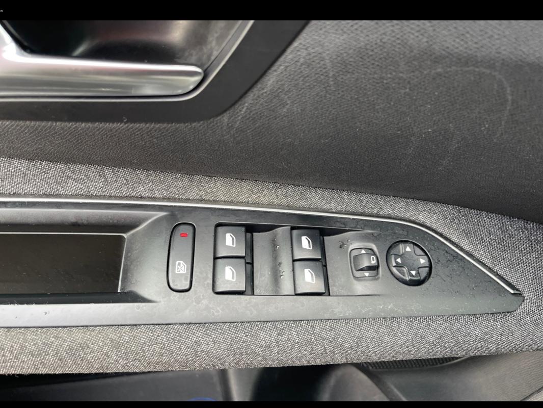 Peugeot 3008 1.6 BlueHDi 120ch SS BVM6 Active