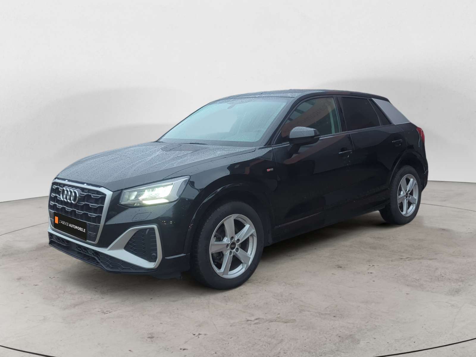 Audi Q2 35 TFSI S line S tronic Garantie 12 à 48 Mois