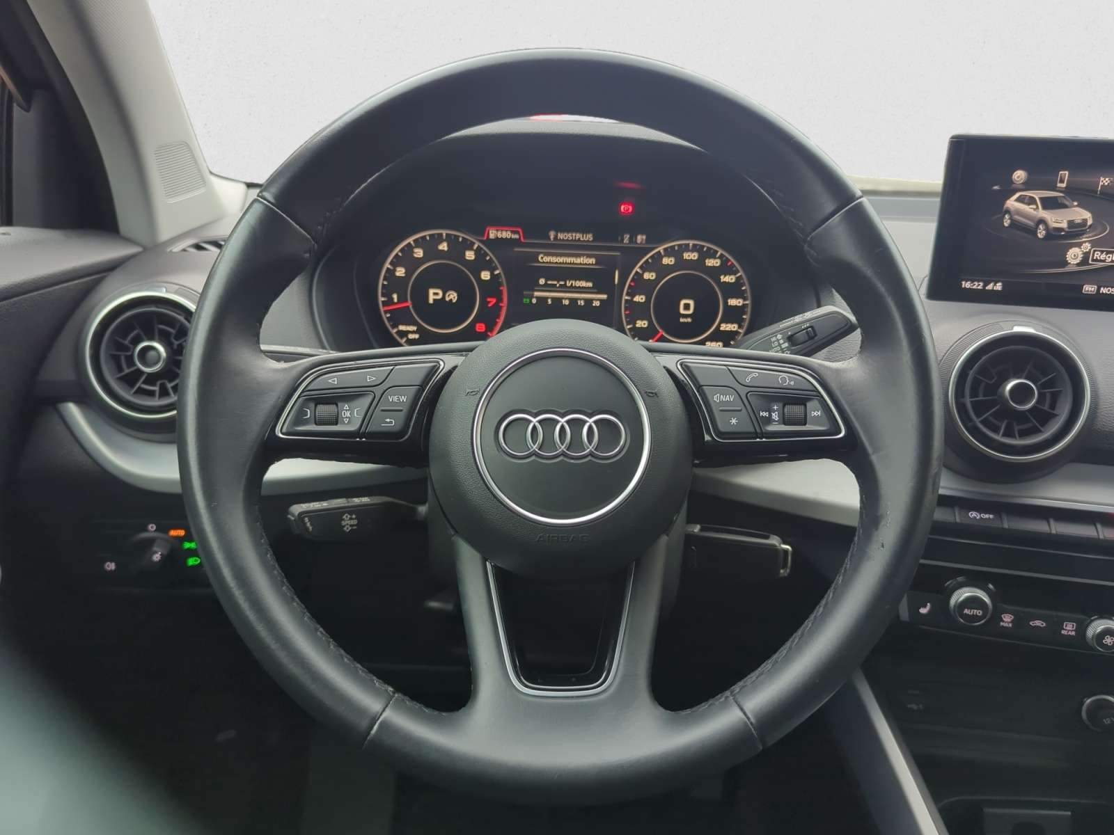 Audi Q2 35 TFSI S line S tronic Garantie 12 à 48 Mois