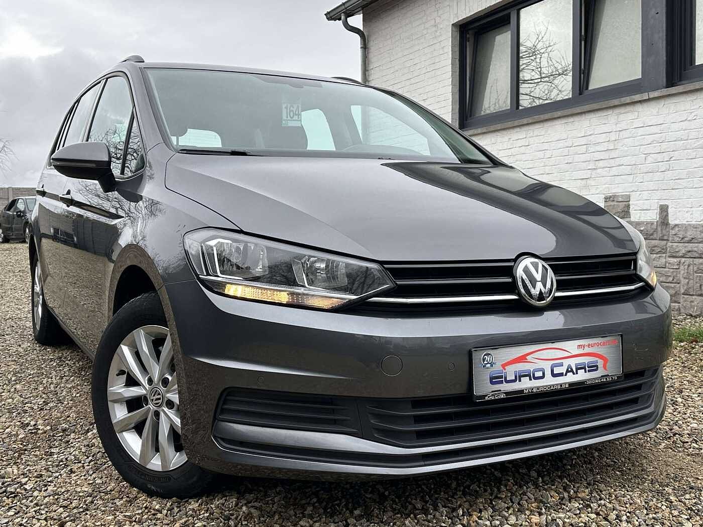 Volkswagen Touran 1.6 TDi SCR Trendline GPS/SENSOR/CRUISE ACC/CLIM