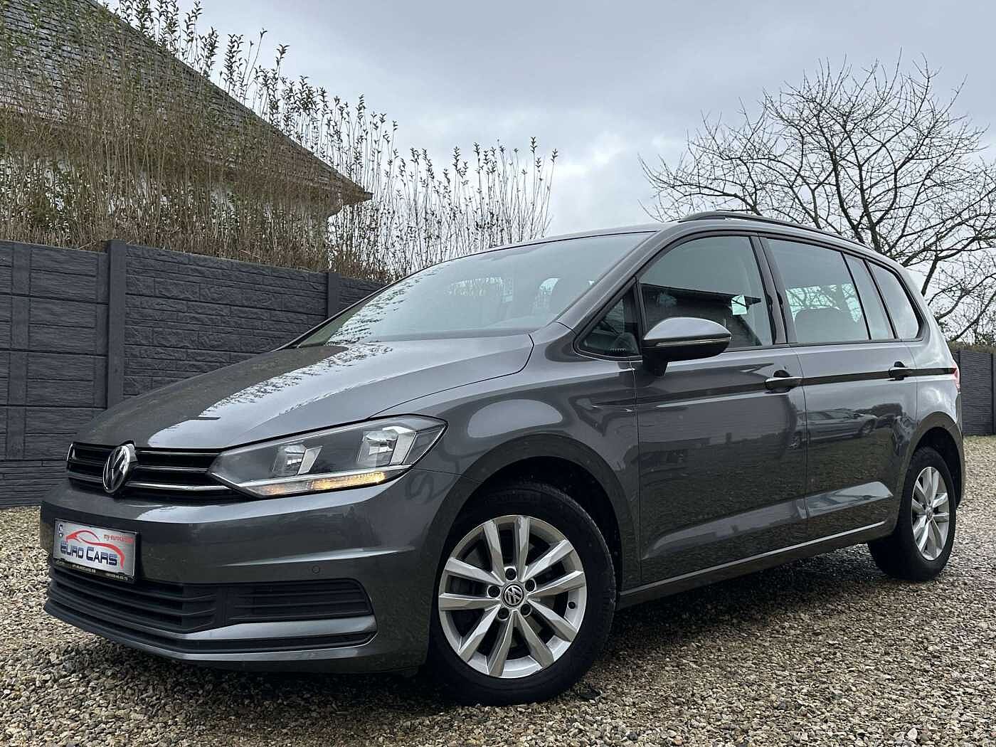 Volkswagen Touran 1.6 TDi SCR Trendline GPS/SENSOR/CRUISE ACC/CLIM