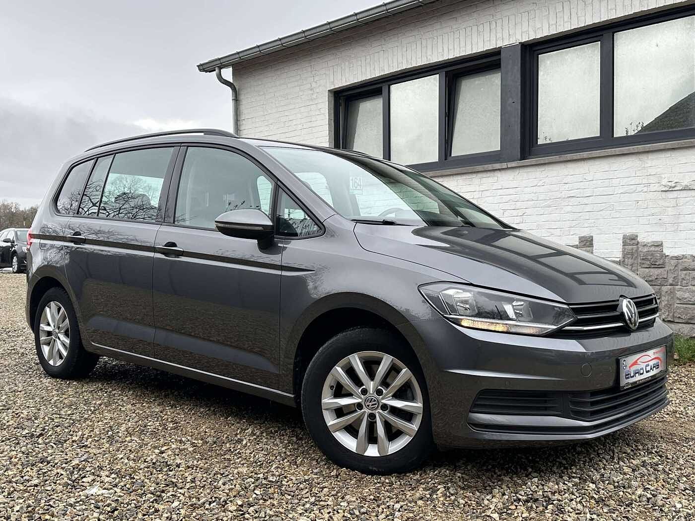 Volkswagen Touran 1.6 TDi SCR Trendline GPS/SENSOR/CRUISE ACC/CLIM