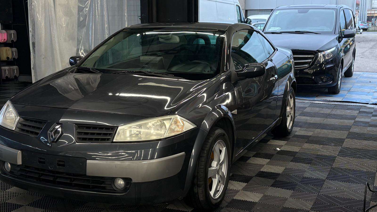 Renault Megane CABRIOLET benzine 2005