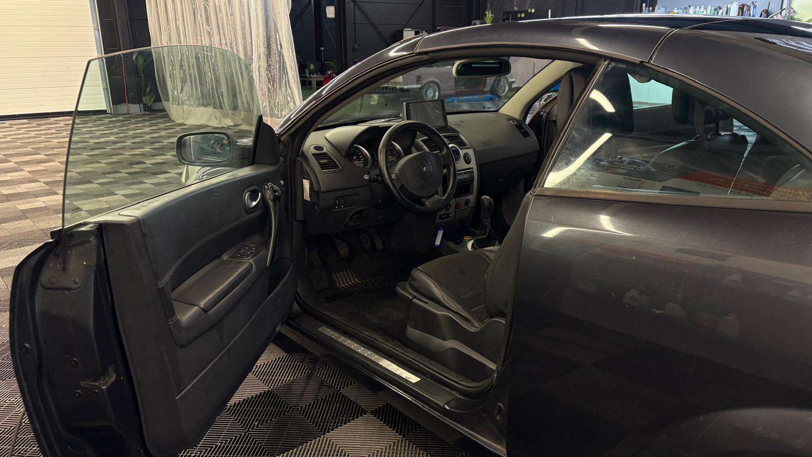 Renault Megane CABRIOLET benzine 2005
