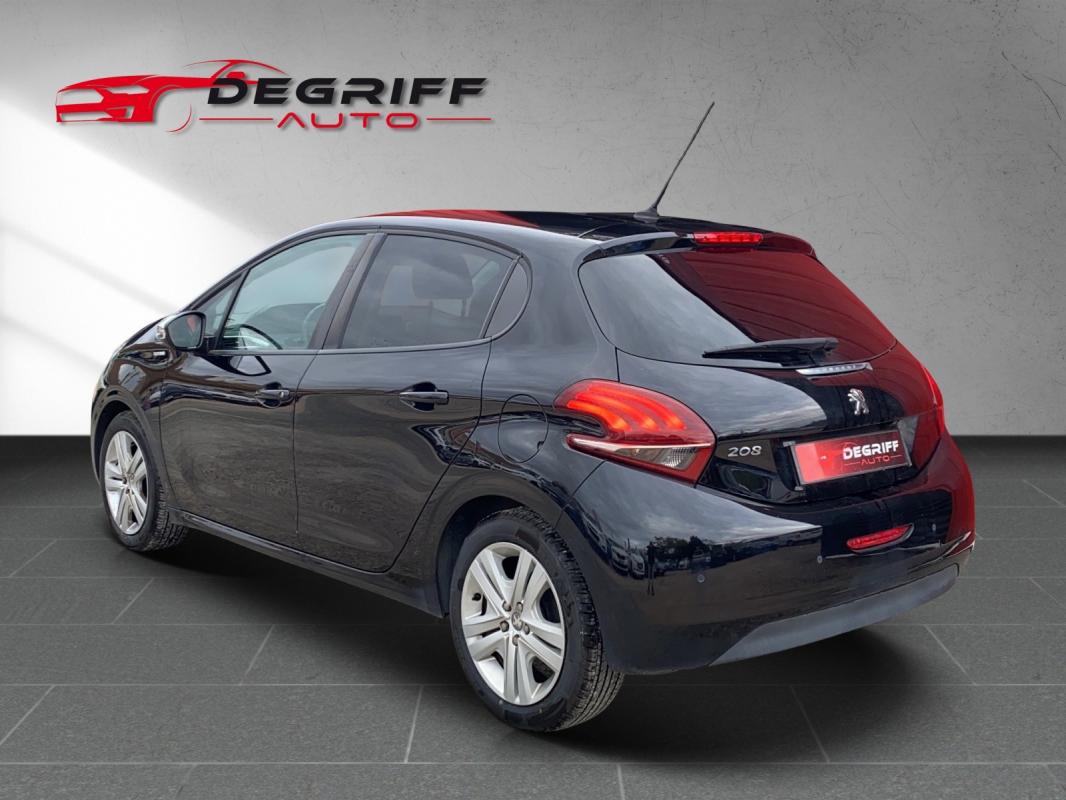 Peugeot 208 1.2 PureTech 82ch BVM5 Style
