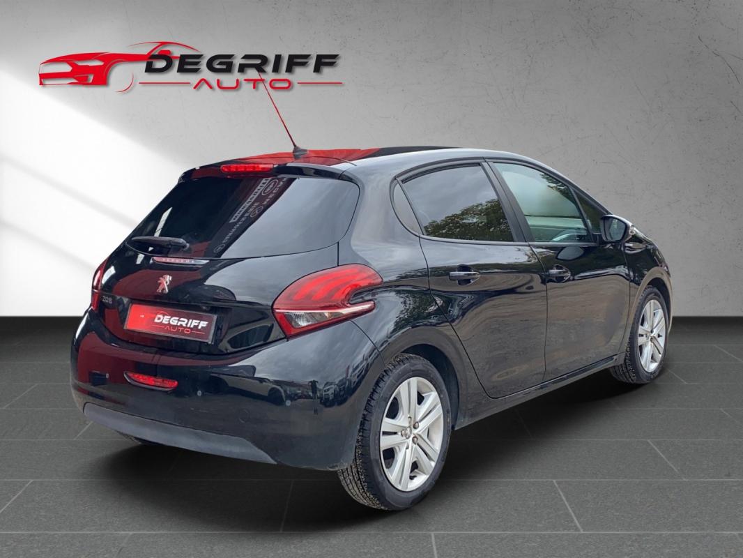 Peugeot 208 1.2 PureTech 82ch BVM5 Style