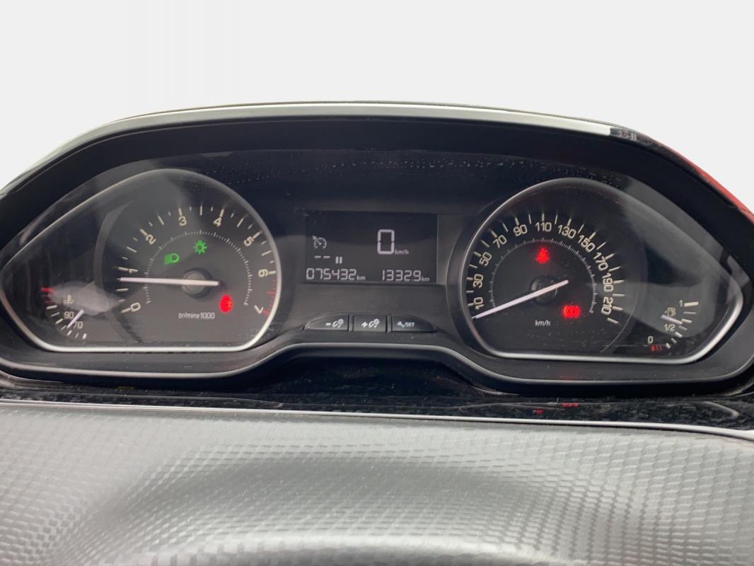 Peugeot 208 1.2 PureTech 82ch BVM5 Style
