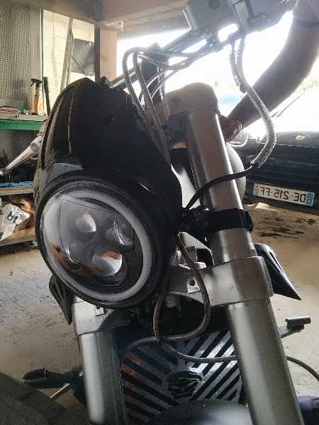 SUZUKI VZR INTRUDER