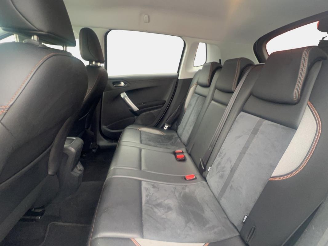 Peugeot 2008 1.2 PureTech 110ch SS BVM5 Crossway