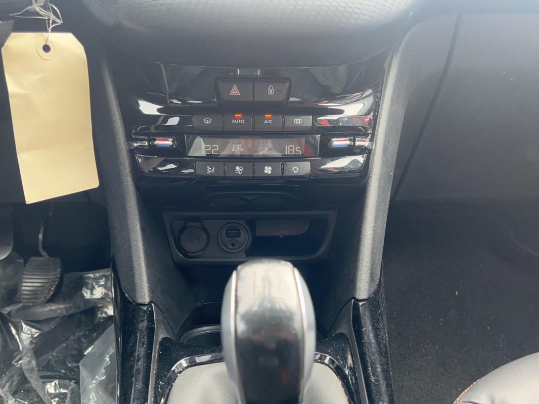 Peugeot 2008 1.2 PureTech 110ch SS BVM5 Crossway