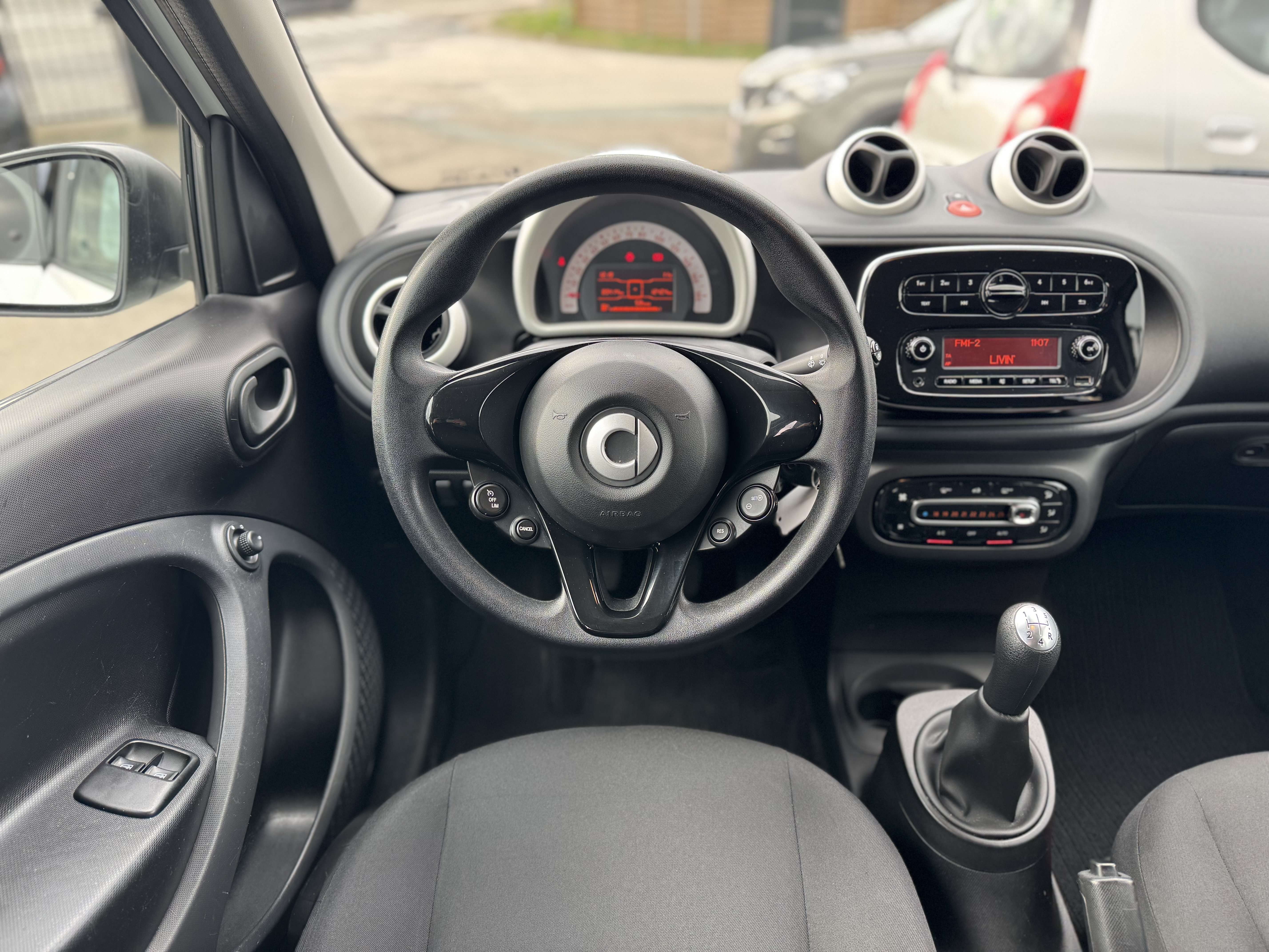 smart forFour 1.0i Business Solution / AIRCO / BLUETOOTH / EU. 6