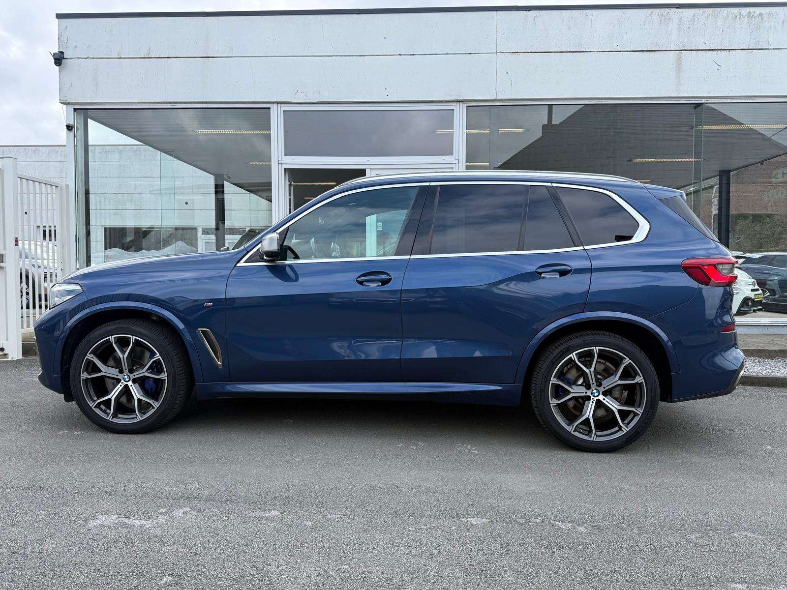 BMW X5 M M50 dAS UTULITAIRE CUIR HUD TOIT PANO AMBIANCE
