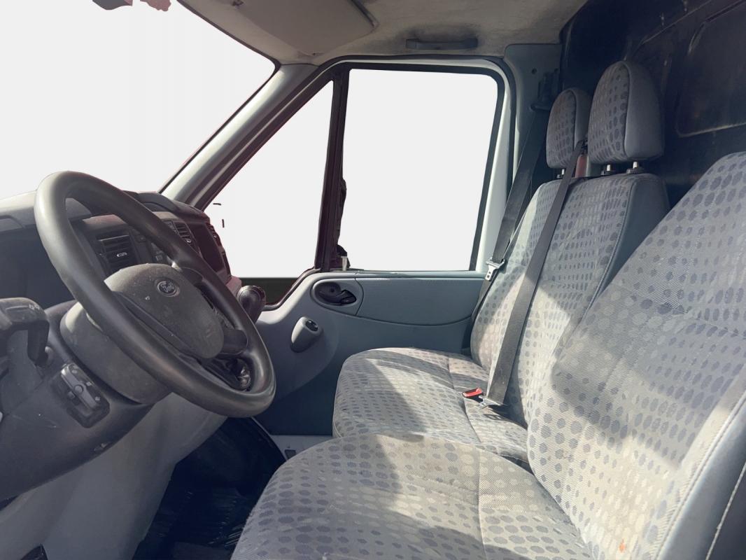 Ford Transit FOURGON 300 M TDCi 85