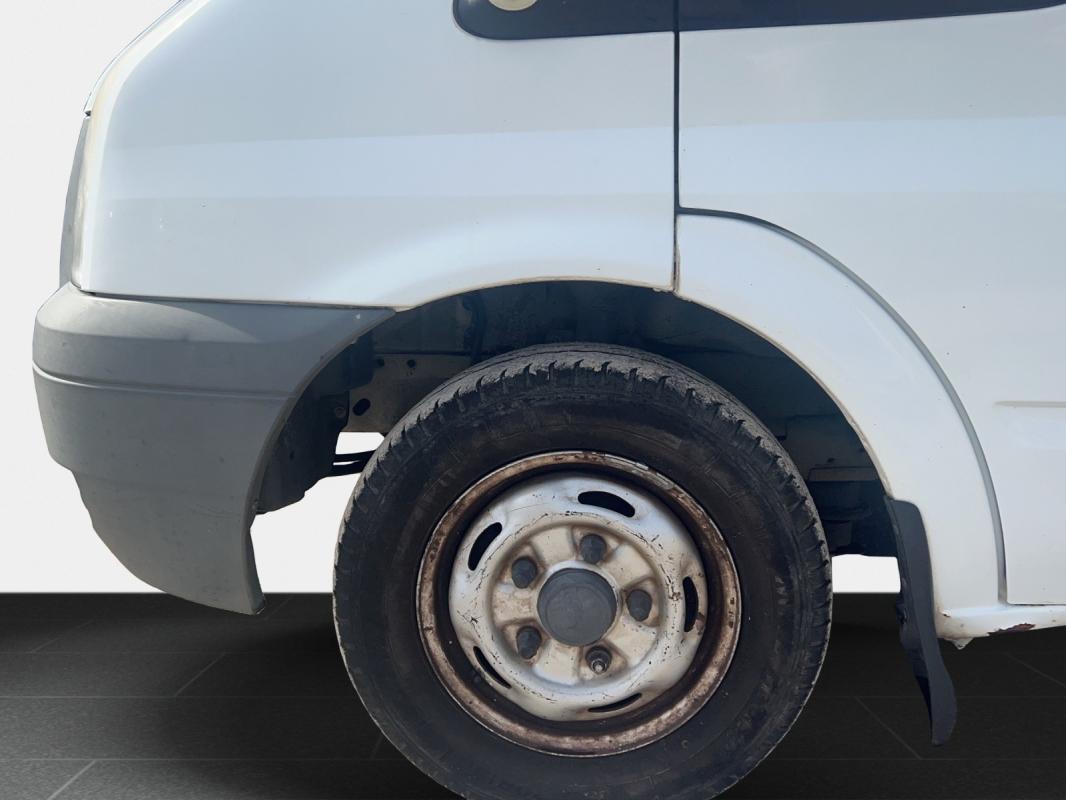 Ford Transit FOURGON 300 M TDCi 85