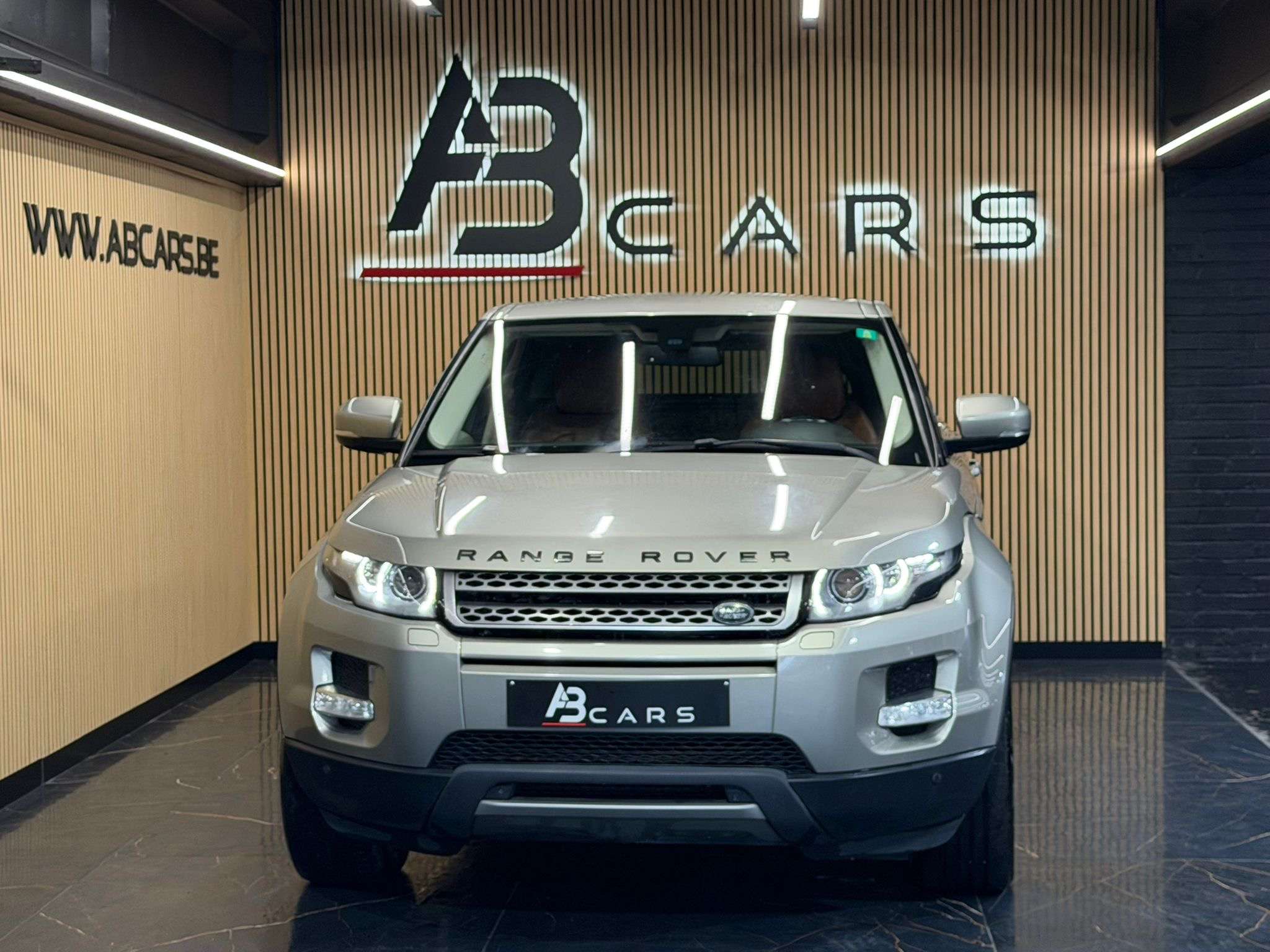 Land Rover Range Rover Evoque 2.2 TD4 4WD Prestige * 1ER PROPRIETAIRE *