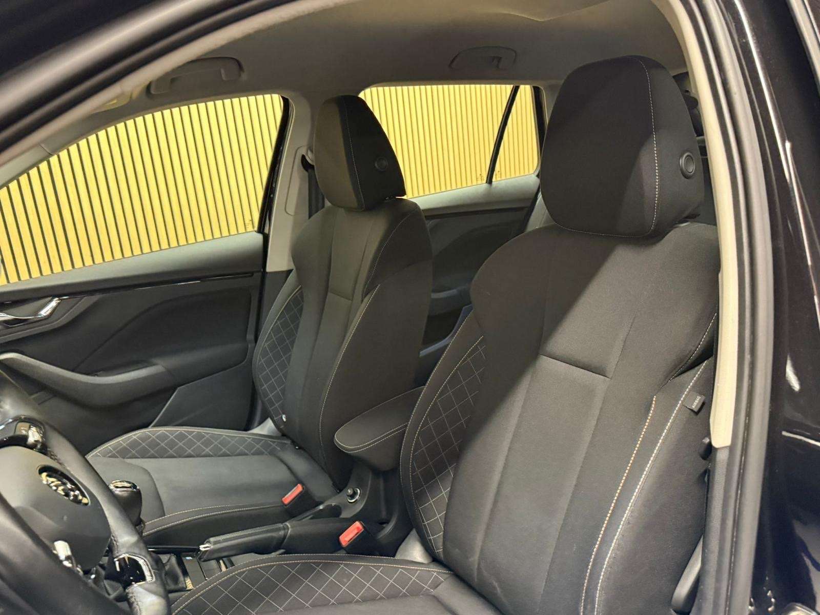 Skoda Kamiq Kamiq 1.0 TSI Ambition * GARANTIE 12 MOIS * SPORT