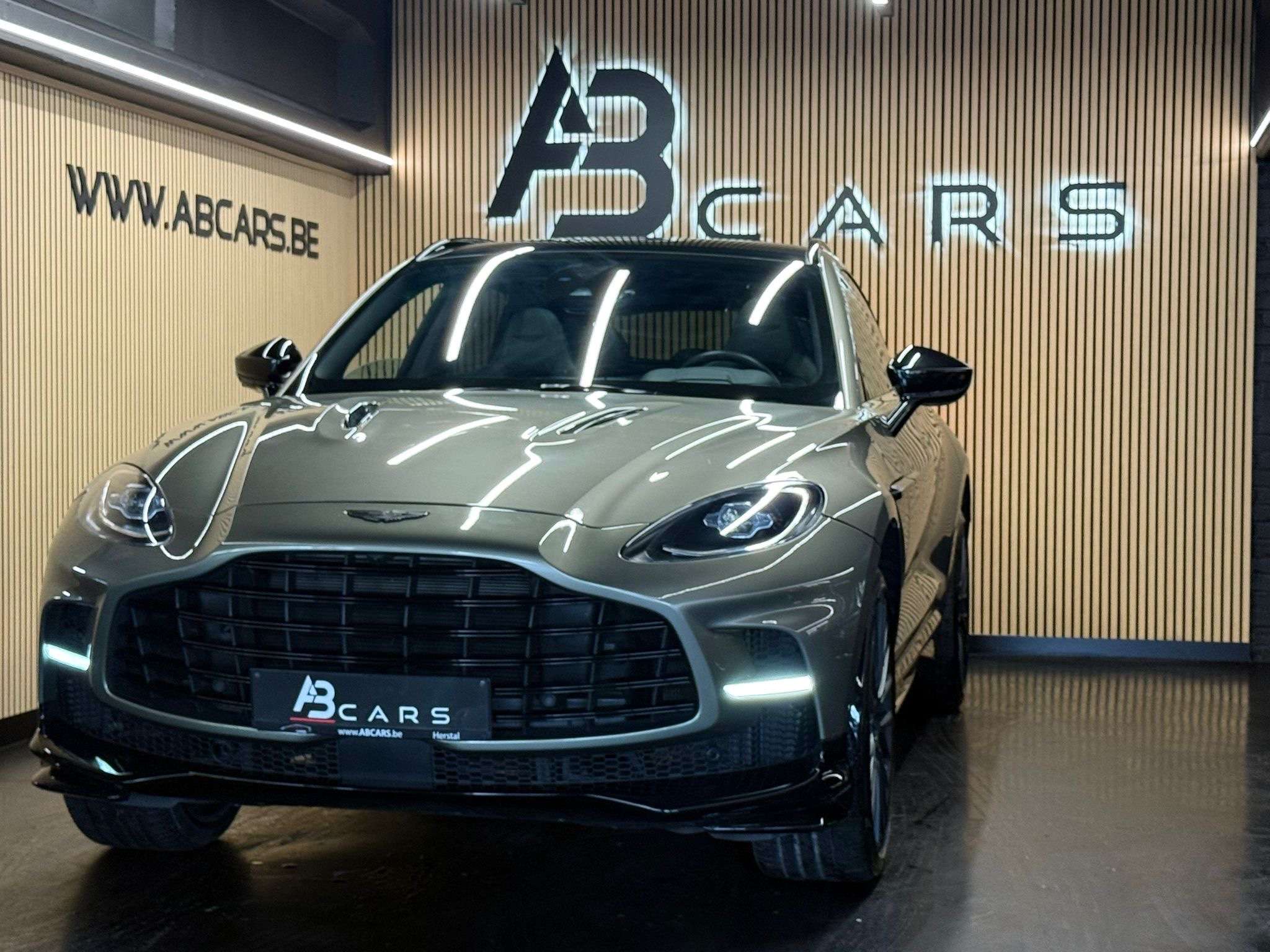 Aston Martin DBX 4.0i BI-TURBO * 707 * PACK CARBON * FULL OPTIONS