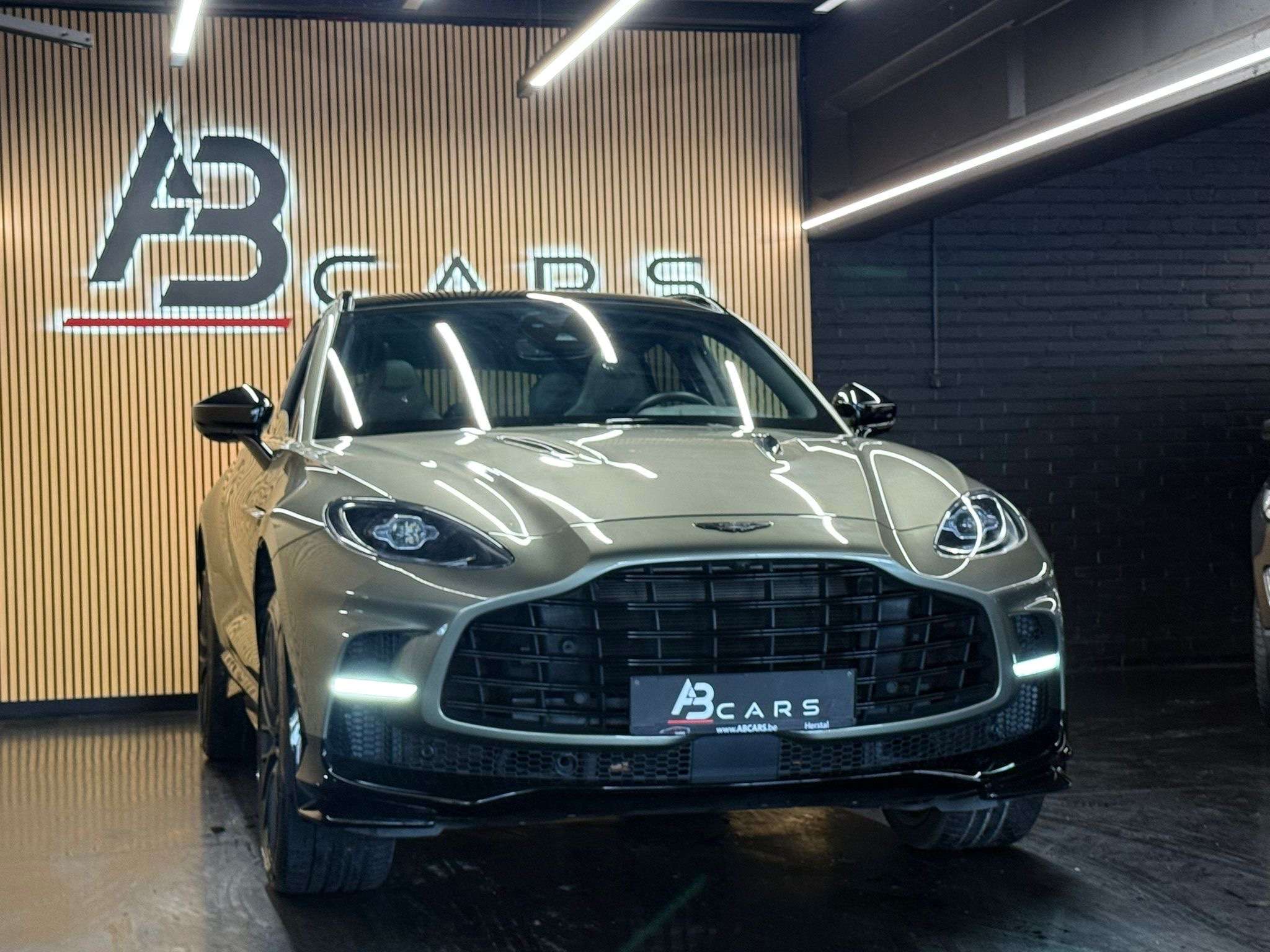 Aston Martin DBX 4.0i BI-TURBO * 707 * PACK CARBON * FULL OPTIONS