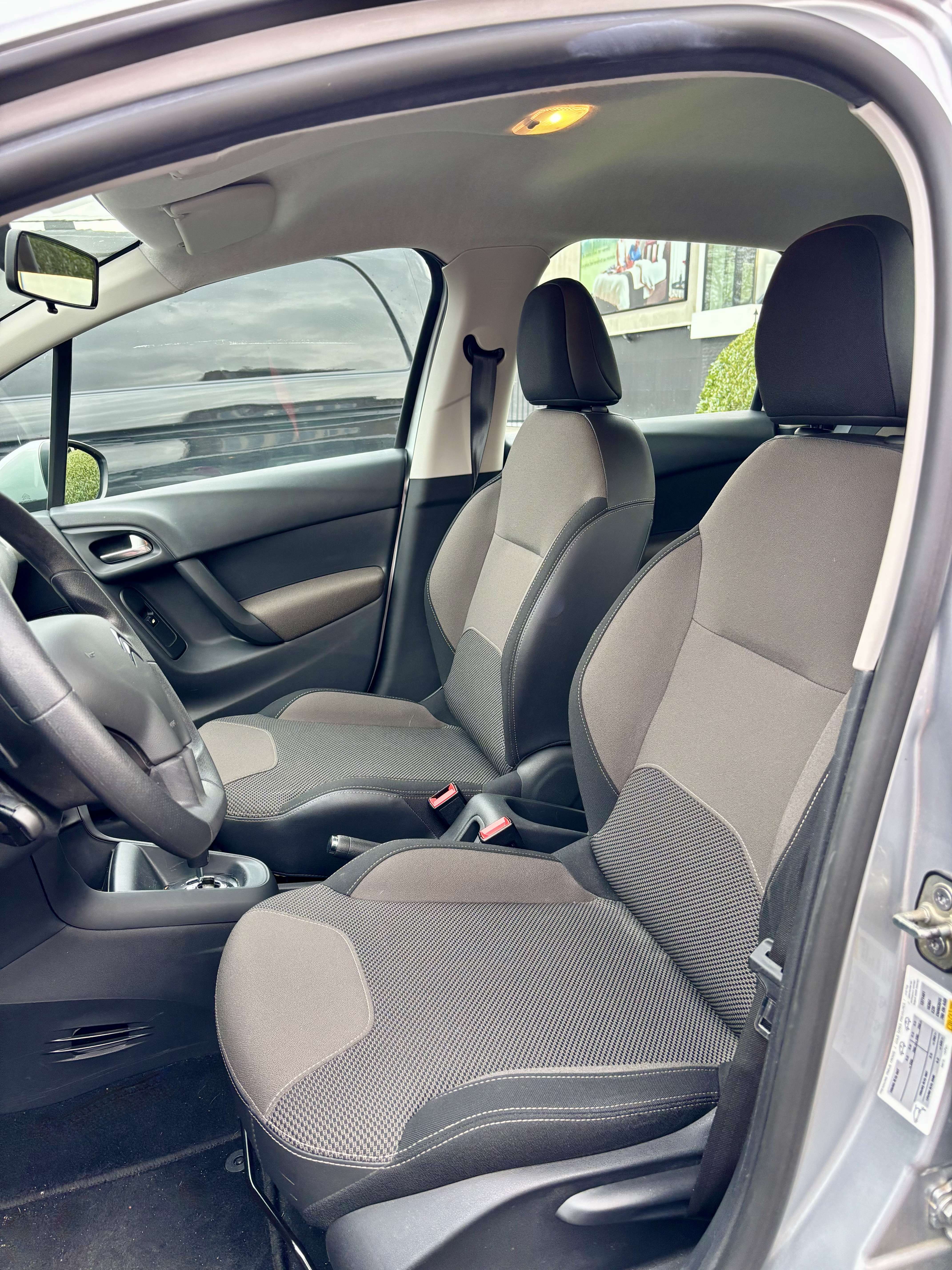 Citroen C3 E-hdi 70 bva avec 25000 km car-pass euro 5b