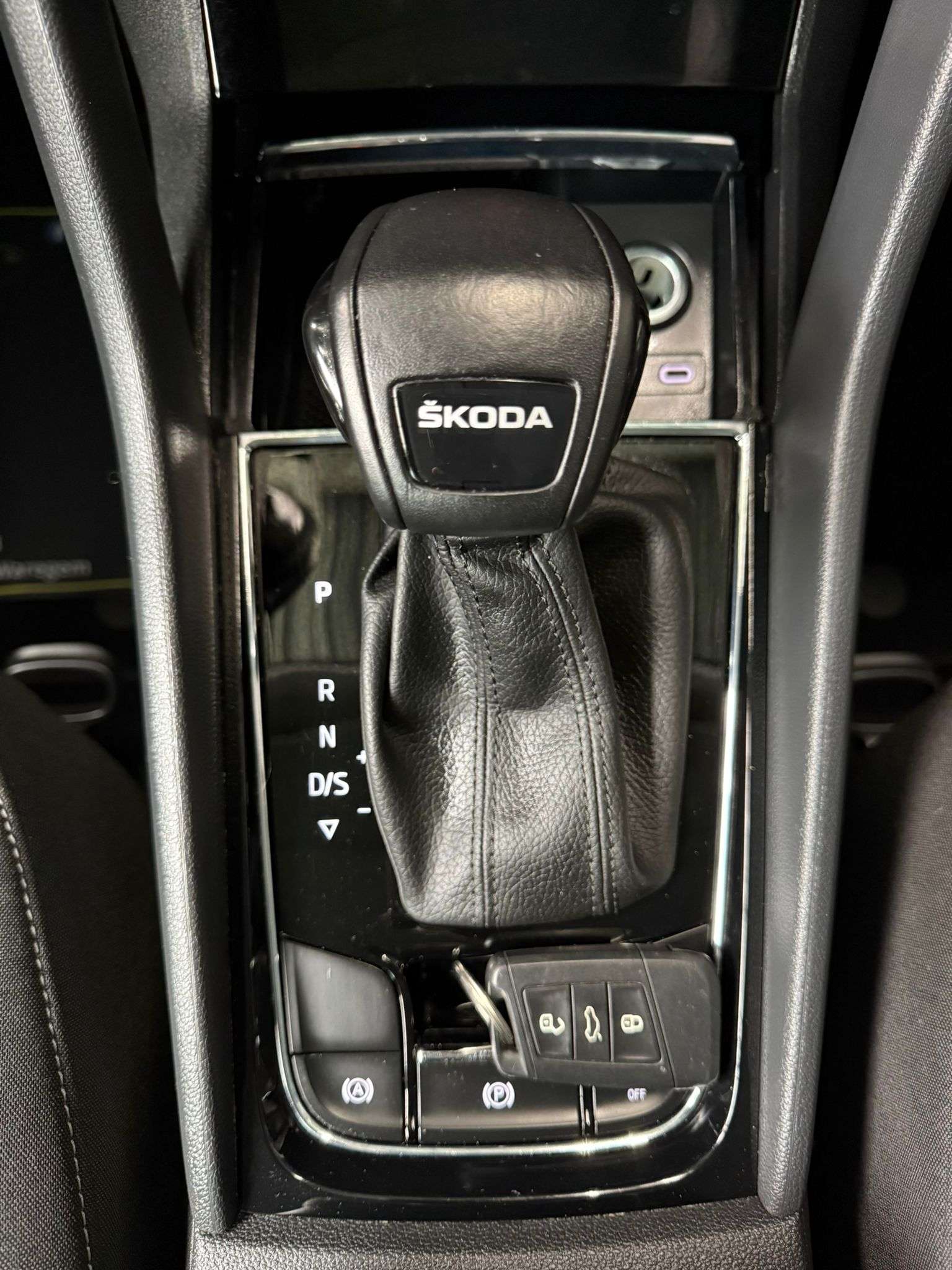 Skoda Karoq 1.5 TSI ACT Ambition DSG