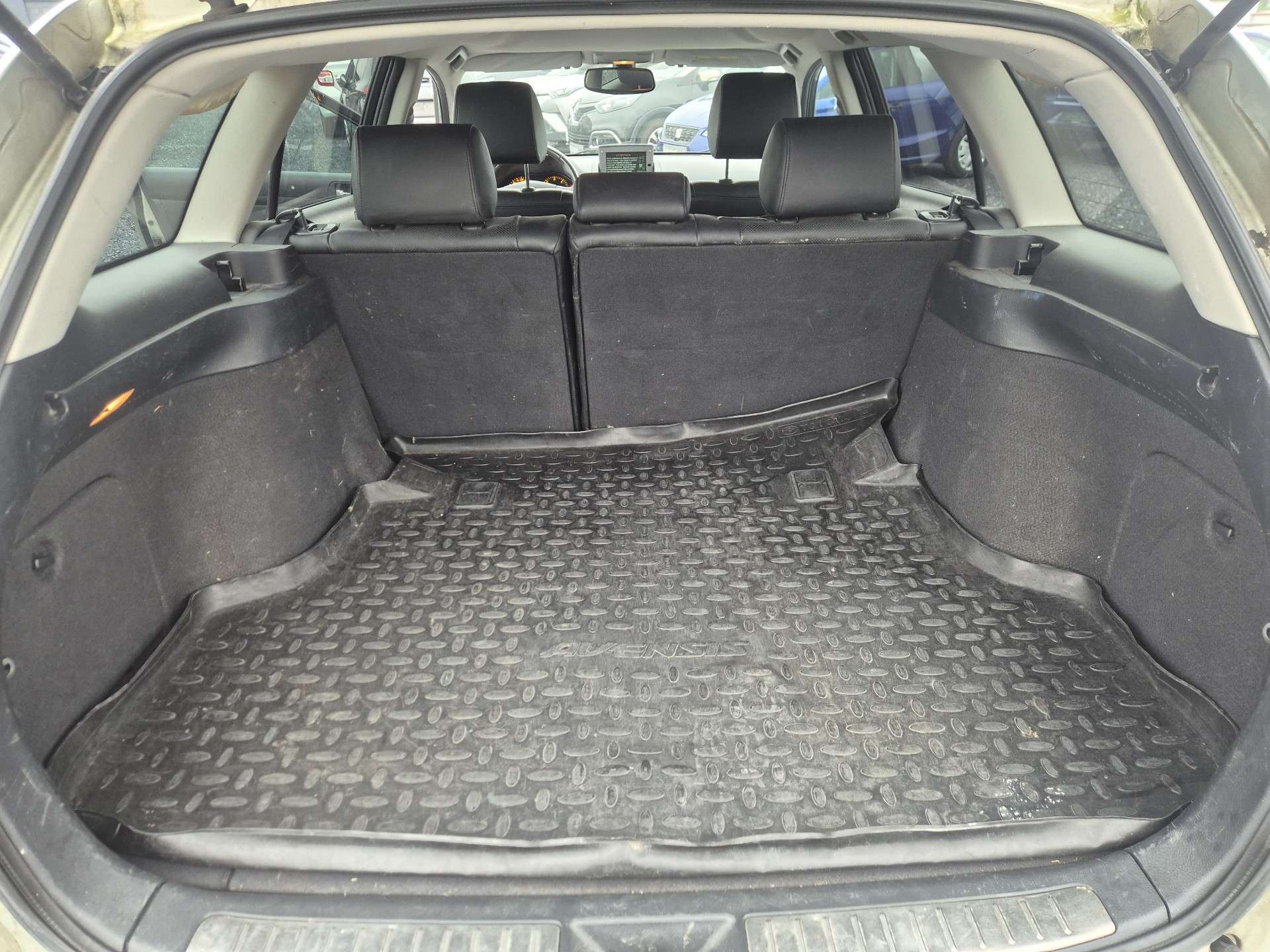 Toyota Avensis SW 2.0 Turbo D4D Linea Terra//GPS//CUIR//MARCHAND