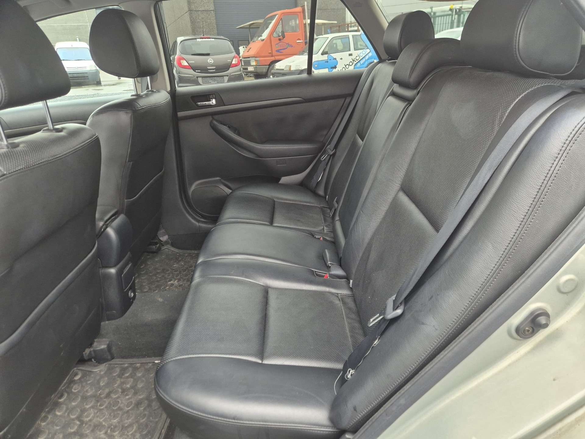 Toyota Avensis SW 2.0 Turbo D4D Linea Terra//GPS//CUIR//MARCHAND