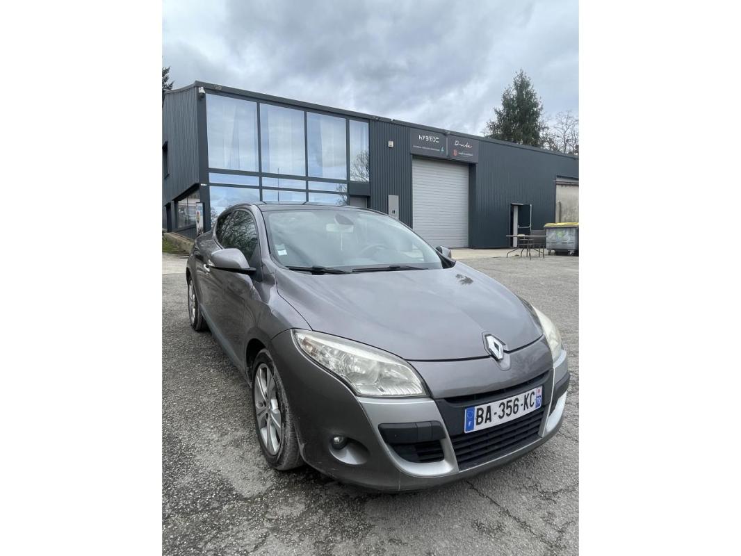 Renault Megane Coupé 1.4 TCe - 130 Euro 5 III COUPE . PHASE 1