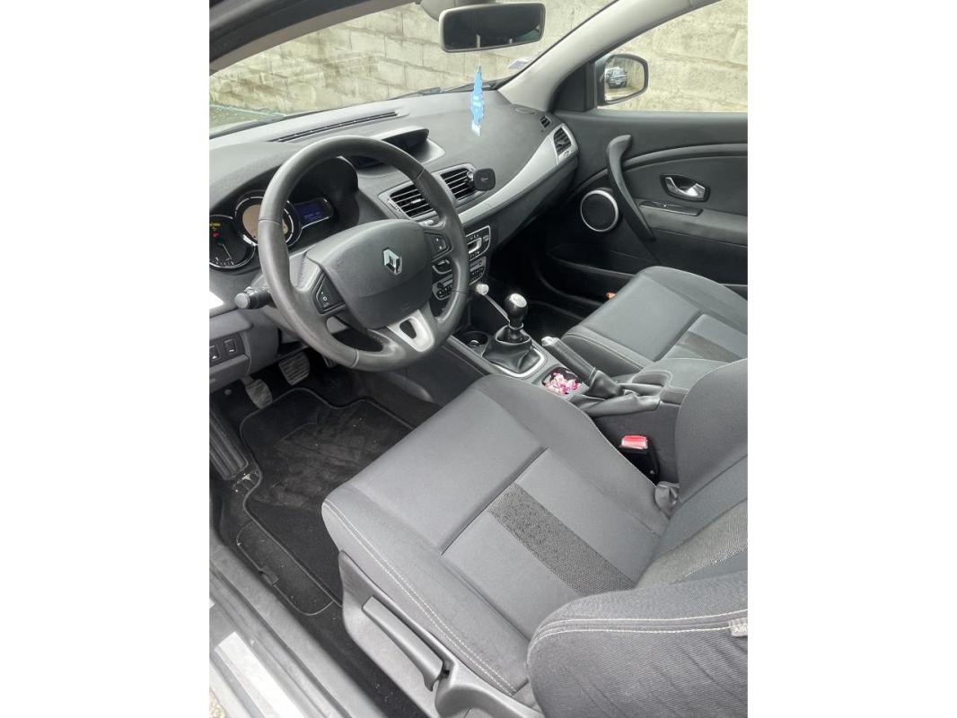 Renault Megane Coupé 1.4 TCe - 130 Euro 5 III COUPE . PHASE 1
