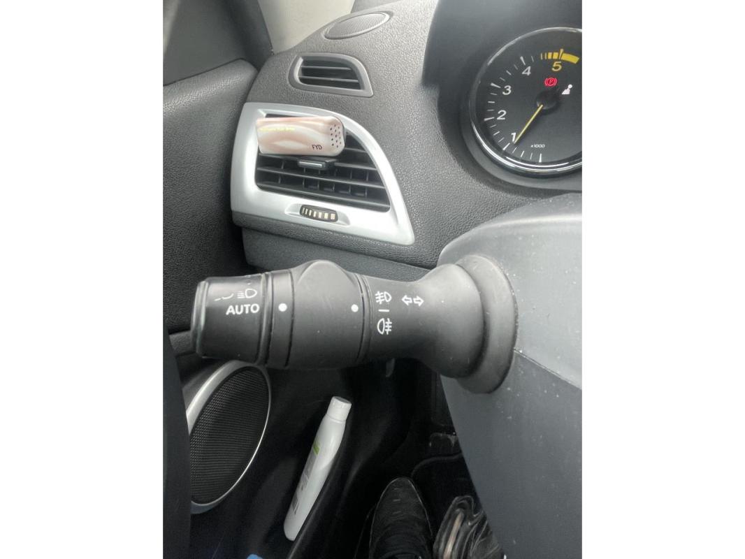 Renault Megane Coupé 1.4 TCe - 130 Euro 5 III COUPE . PHASE 1