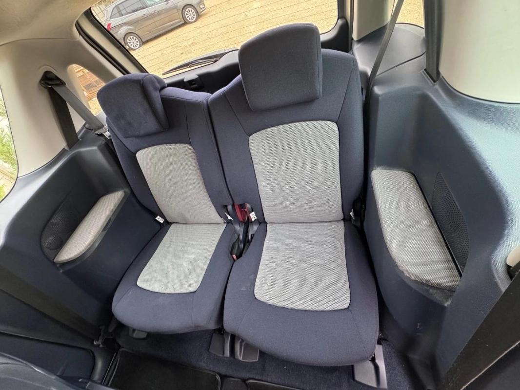 Peugeot 1007 1.4 i 75cv