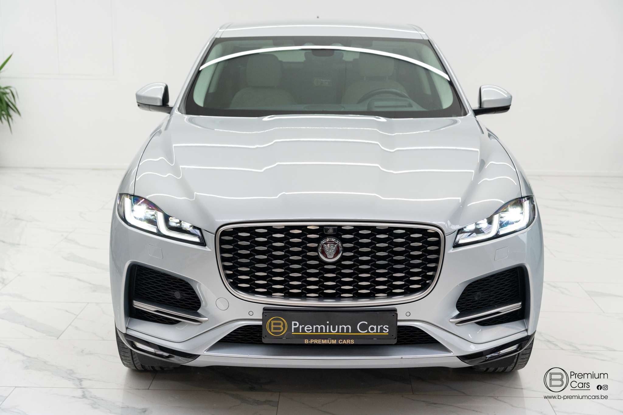 Jaguar F-Pace AWD P400e! Luxury line! Ultra full options! ACC!