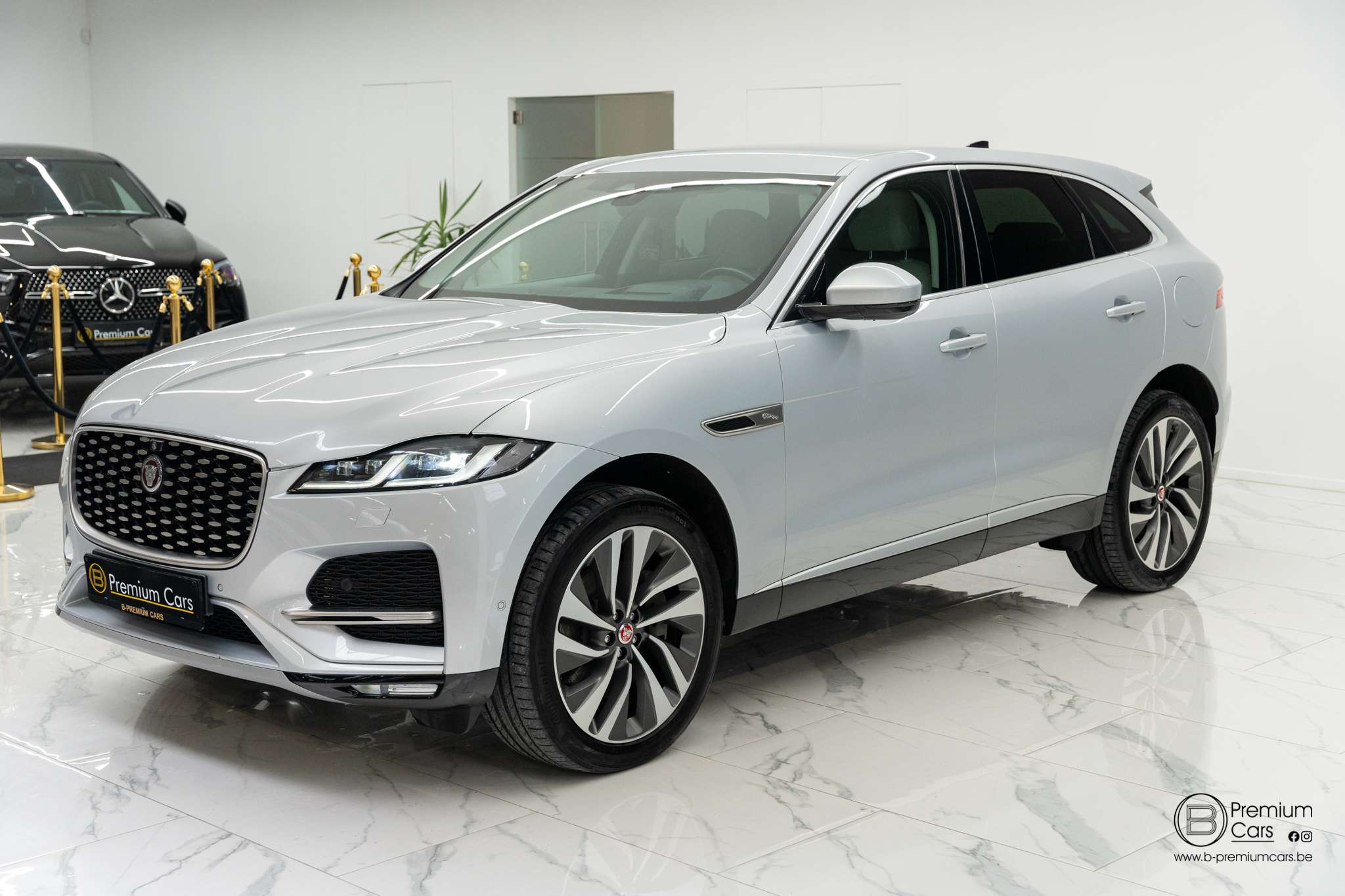 Jaguar F-Pace AWD P400e! Luxury line! Ultra full options! ACC!