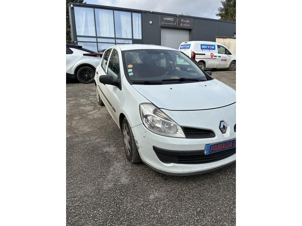 Renault Clio 1.5 dCi - 75 IV BERLINE Société Générique PHASE 1
