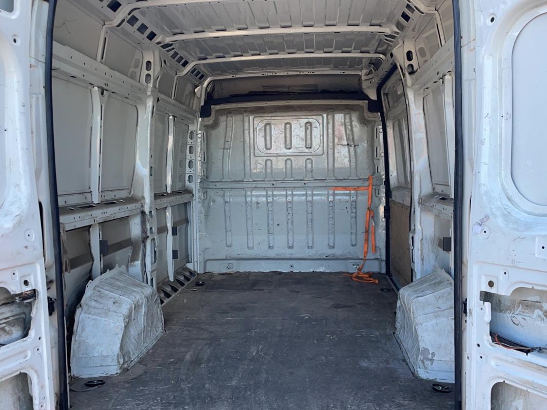 Citroen Jumper FOURGON TOLE 33 L2H2 BLUEHDi 140 SS BVM6 CLUB