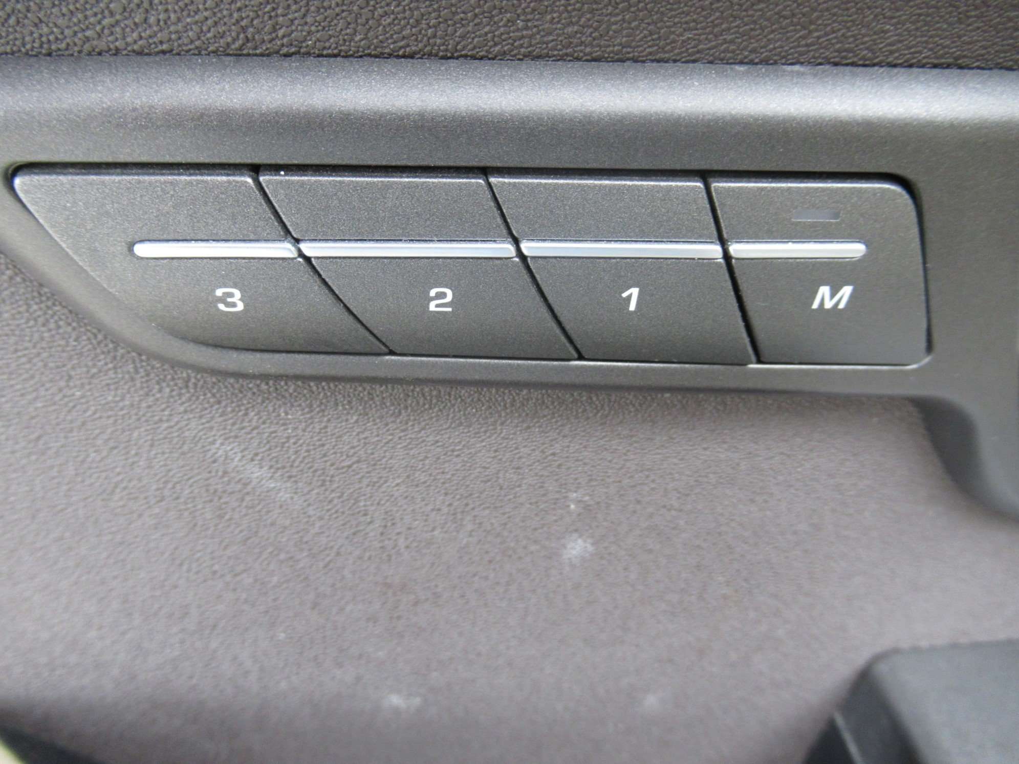 Land Rover Range Rover Evoque 2.2e D4 2WD-Leder-Pano-Meridian-Camera-Navi-Airco