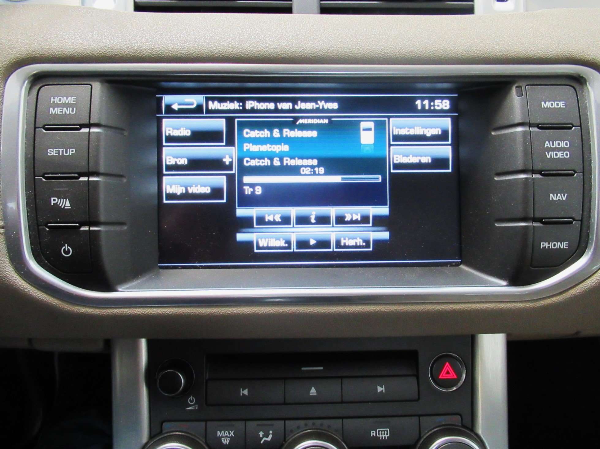 Land Rover Range Rover Evoque 2.2e D4 2WD-Leder-Pano-Meridian-Camera-Navi-Airco