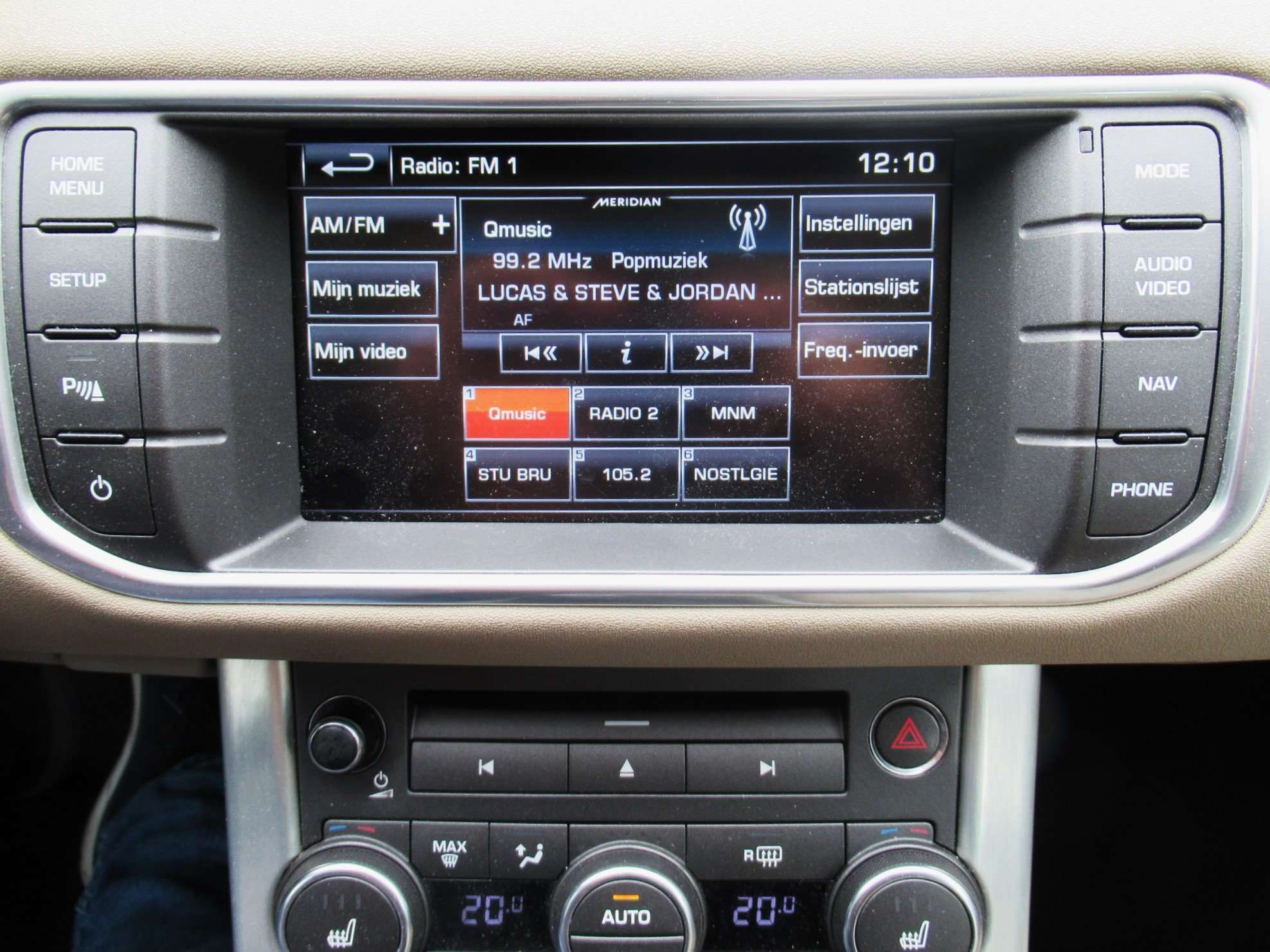 Land Rover Range Rover Evoque 2.2e D4 2WD-Leder-Pano-Meridian-Camera-Navi-Airco
