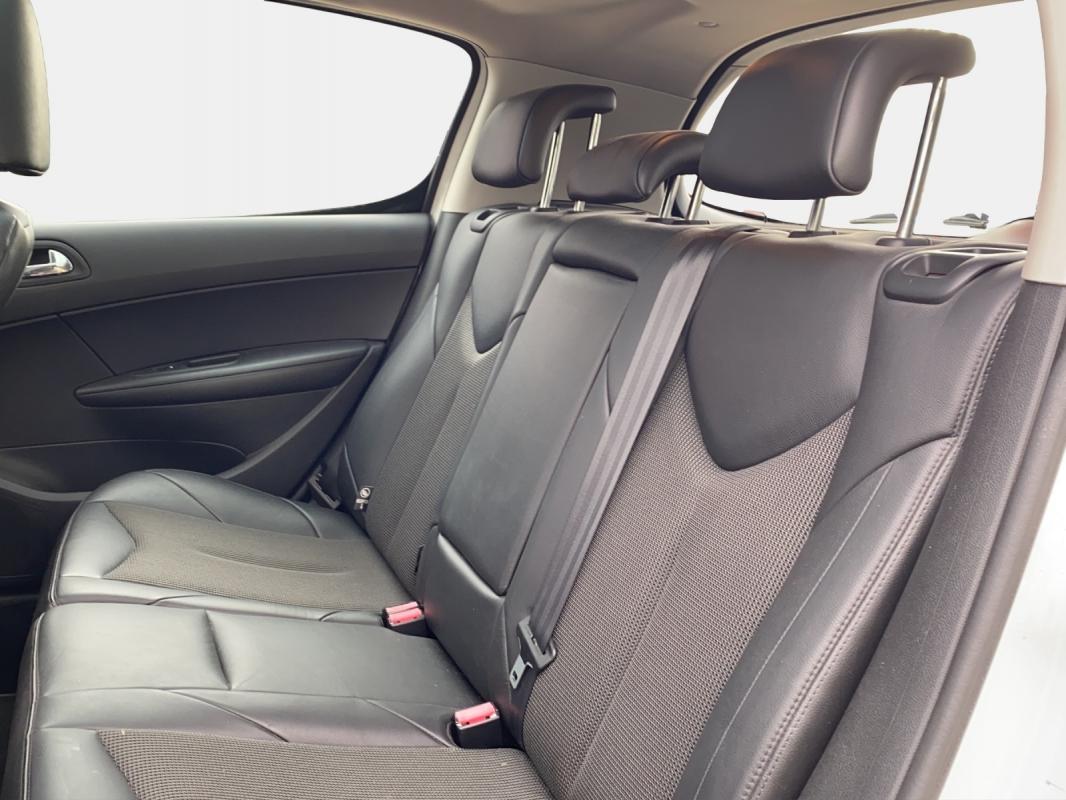 Peugeot 308 1.6 THP 200ch GTi
