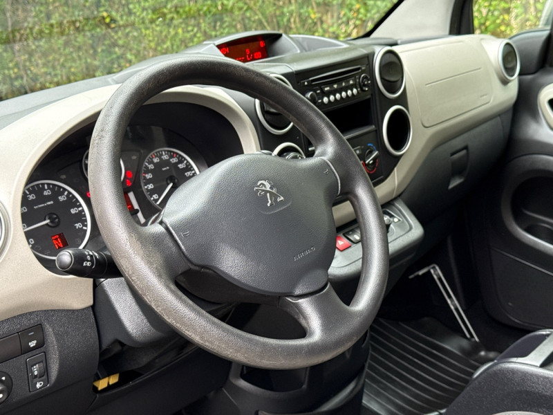 Peugeot PARTNER TEPEE 1.6 HDI 92CH ACTIVE ETG6 * AUTOMATIQUE * 2015 * 1ERE MAIN