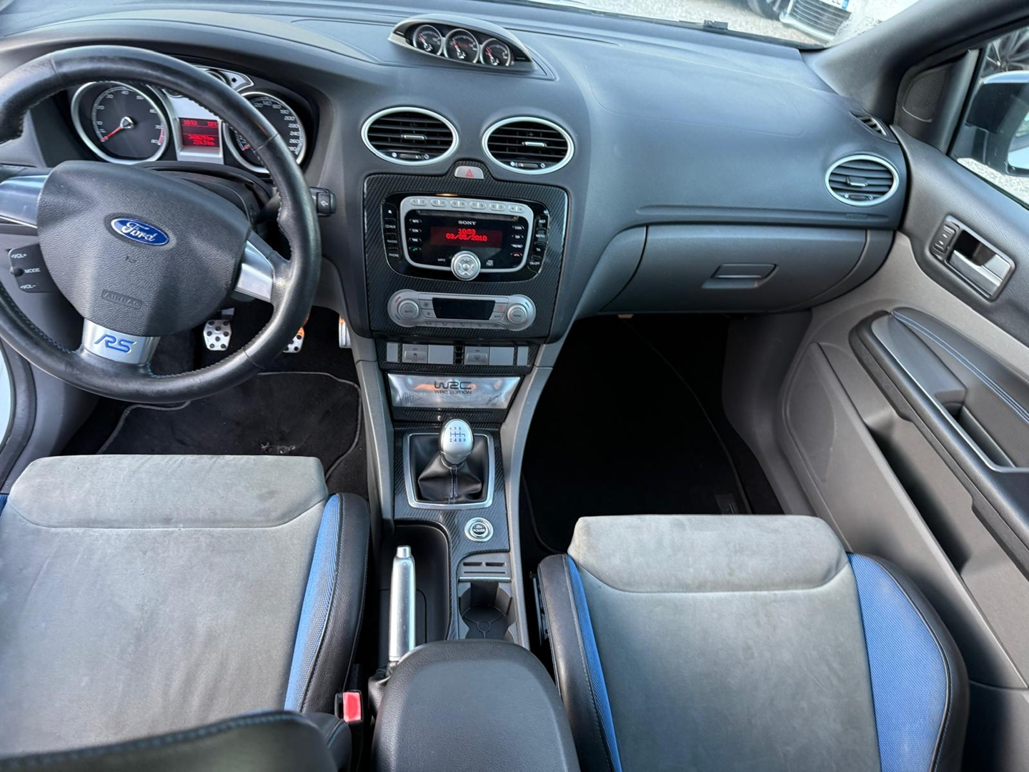 Ford FOCUS 2.5T 305CH RS 3P