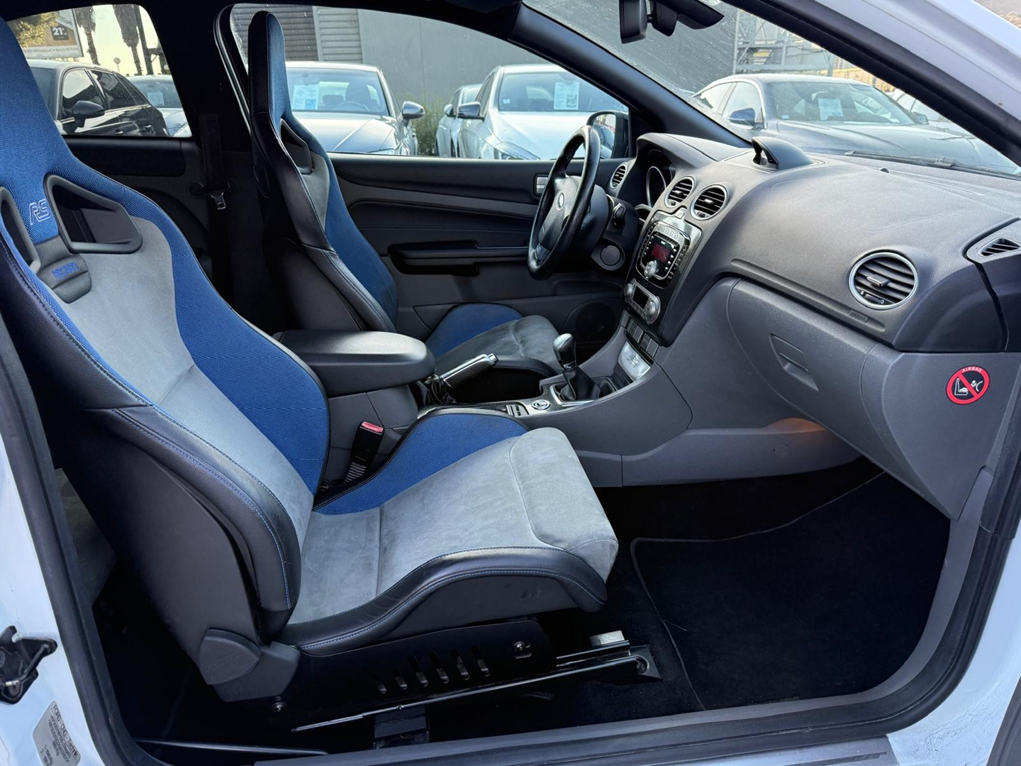 Ford FOCUS 2.5T 305CH RS 3P