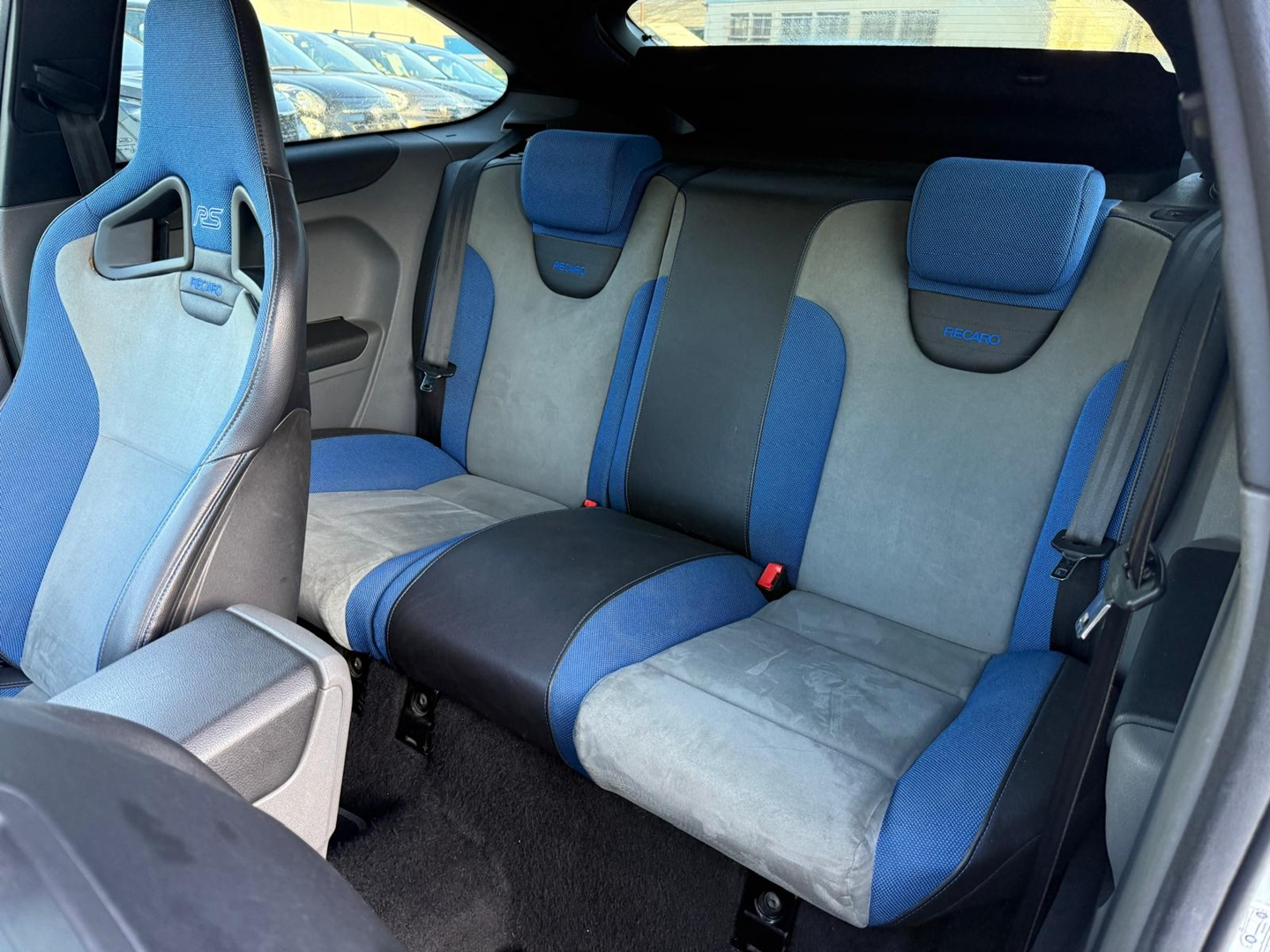 Ford FOCUS 2.5T 305CH RS 3P