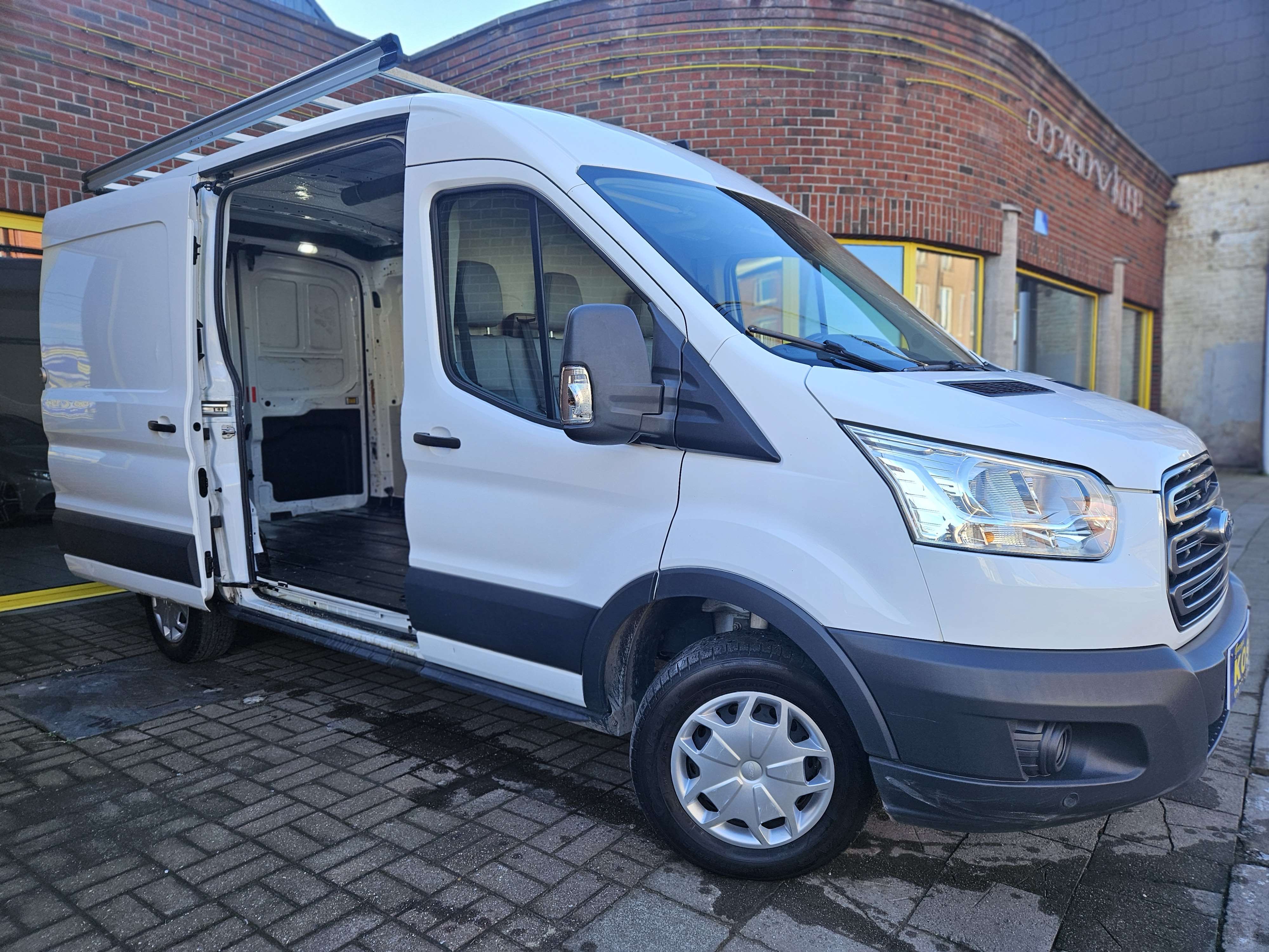 Ford Transit FOURGON L2H2 CLIM GALLERIE DE TOIT PLANCHER TEP