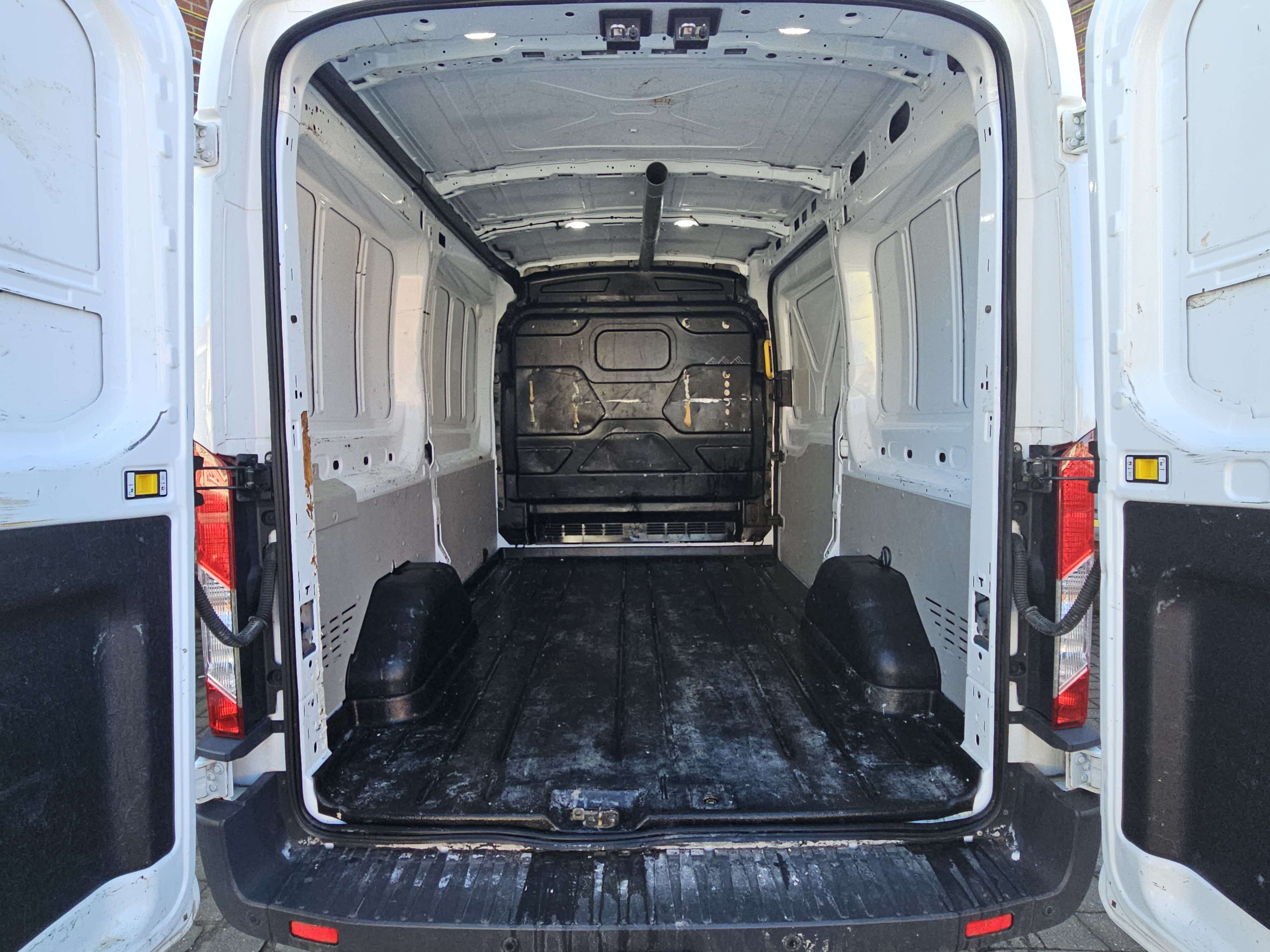 Ford Transit FOURGON L2H2 CLIM GALLERIE DE TOIT PLANCHER TEP