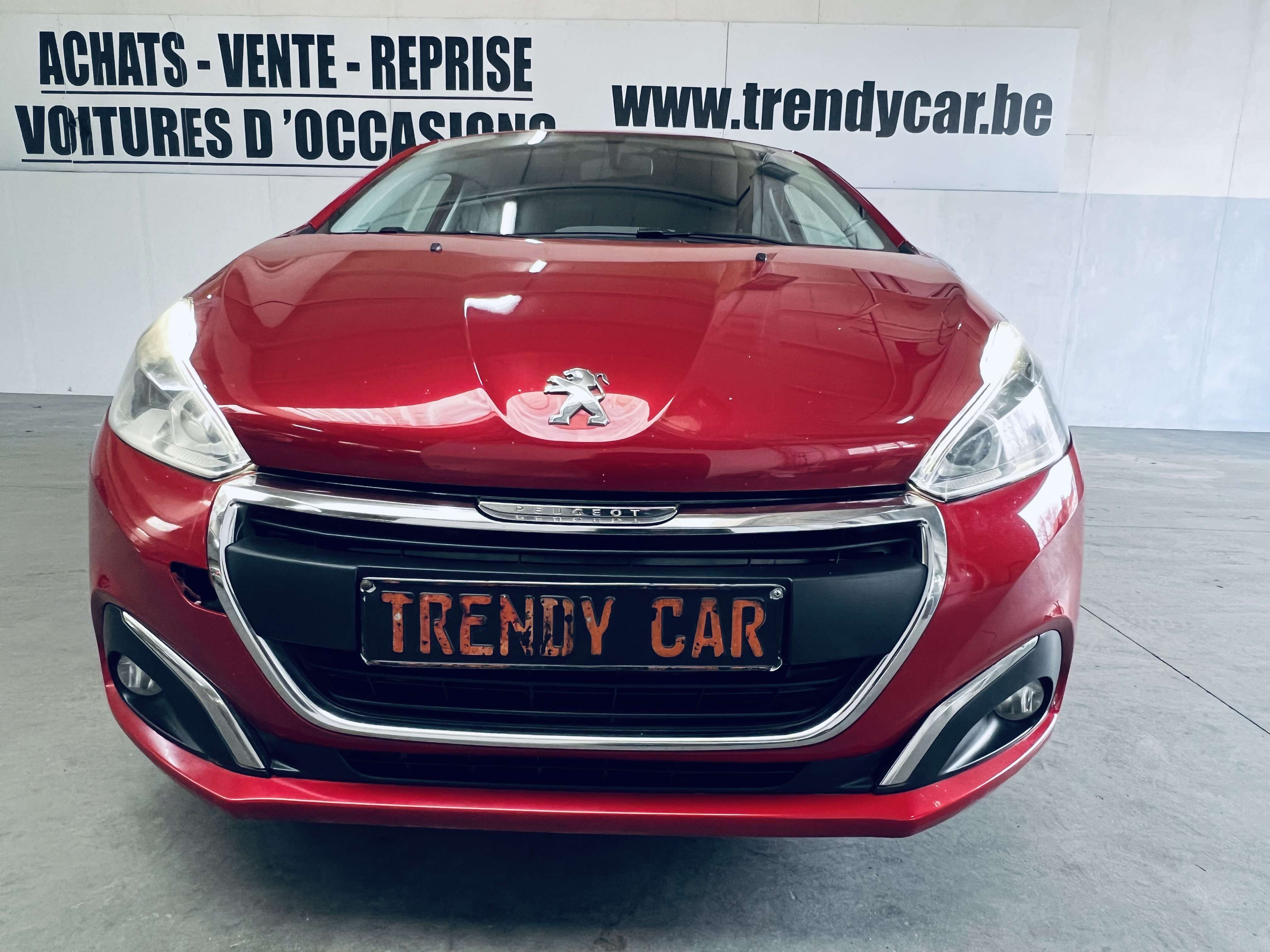 Peugeot 208 1.2i PureTech Style+NAVI+JANTES+TEL+CARNET+CARPASS