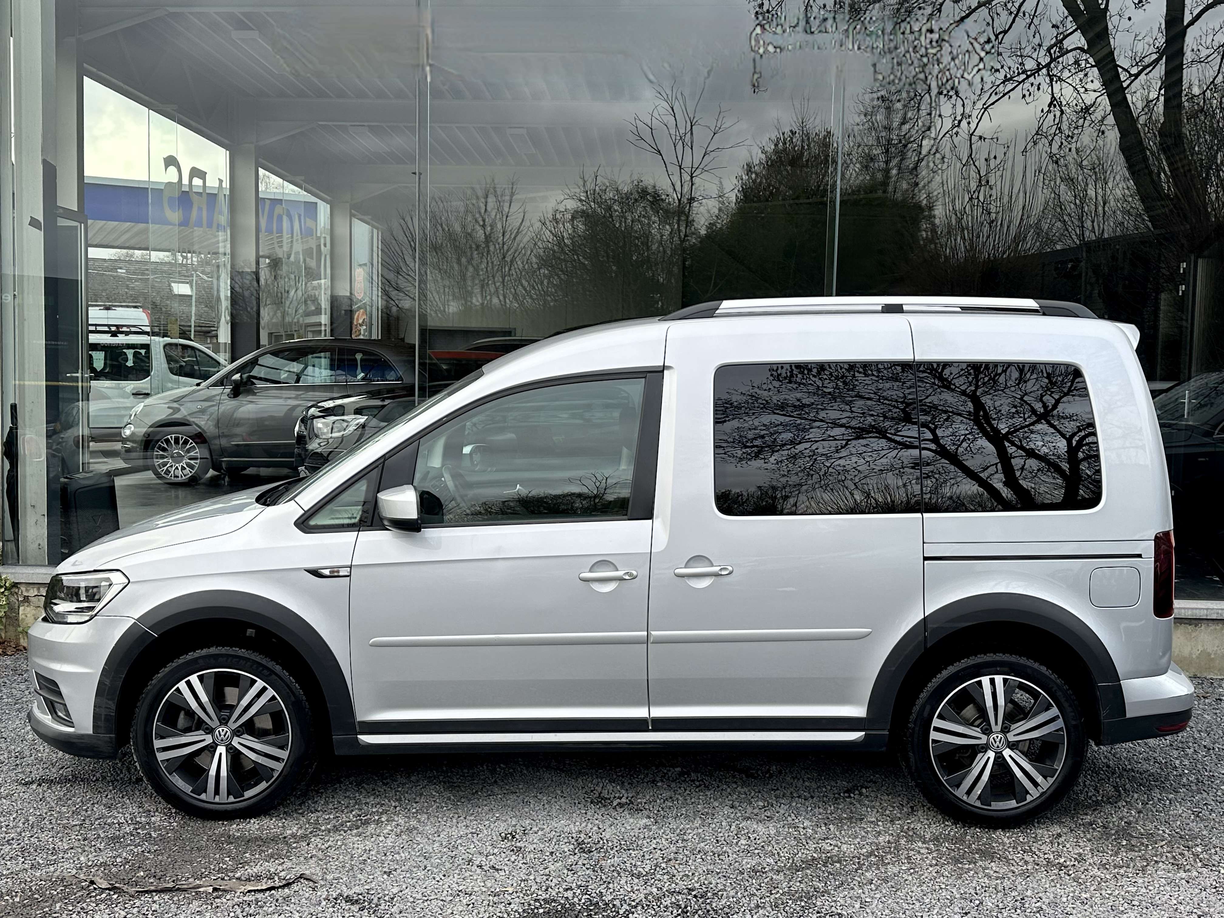 Volkswagen Caddy 1.4 TSI*5 PLACES*1ER MAIN*CARPLAY*GARANTIE 12 MOIS